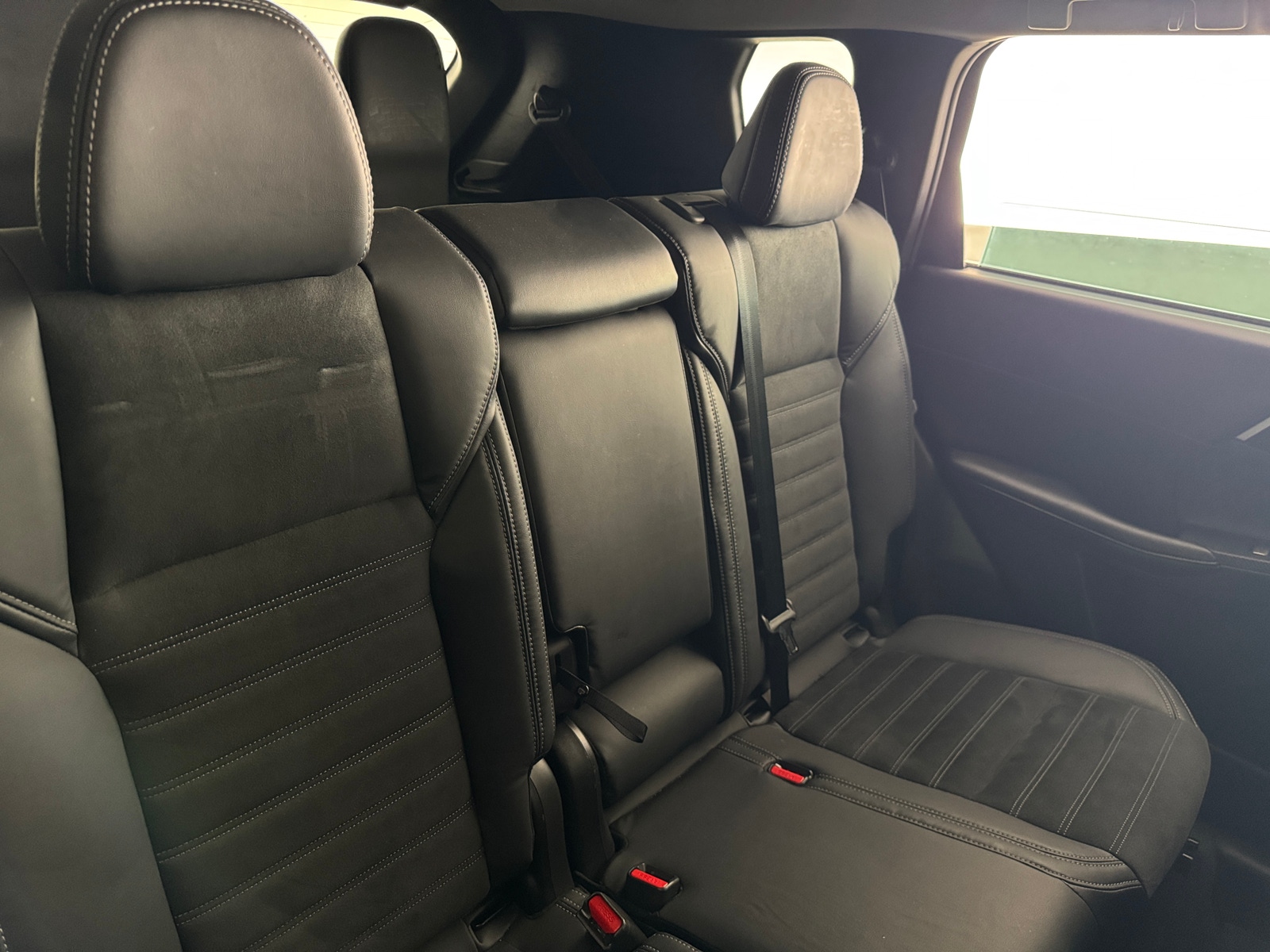 Thumbnail: 2022 Mitsubishi Outlander - 5