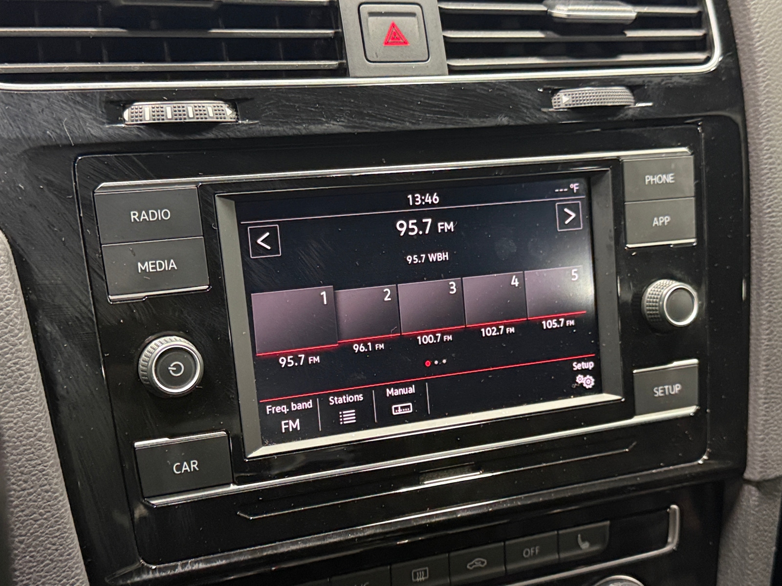 Thumbnail: 2019 Volkswagen Golf - 4