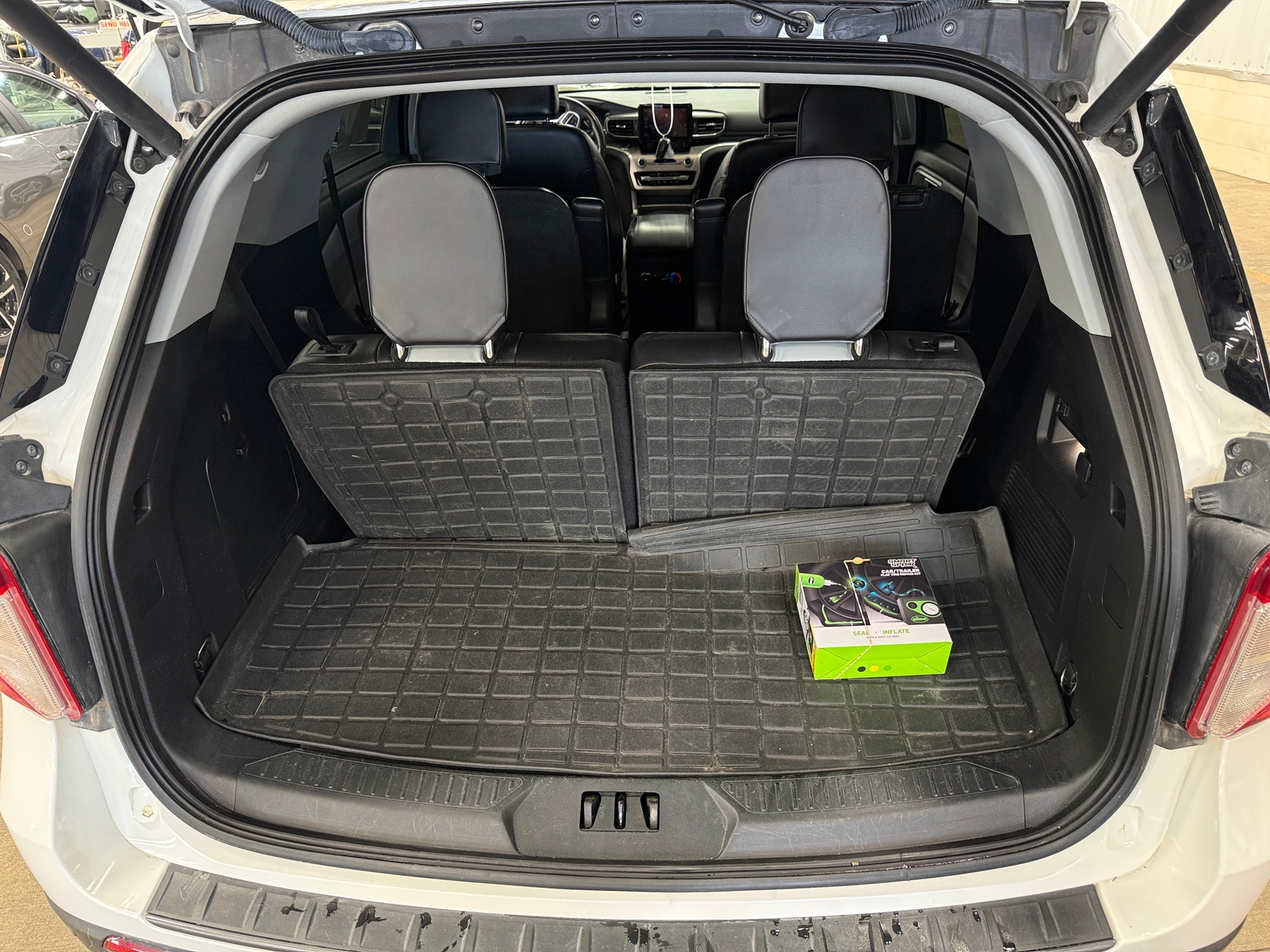 Thumbnail: 2021 Ford Explorer - 7