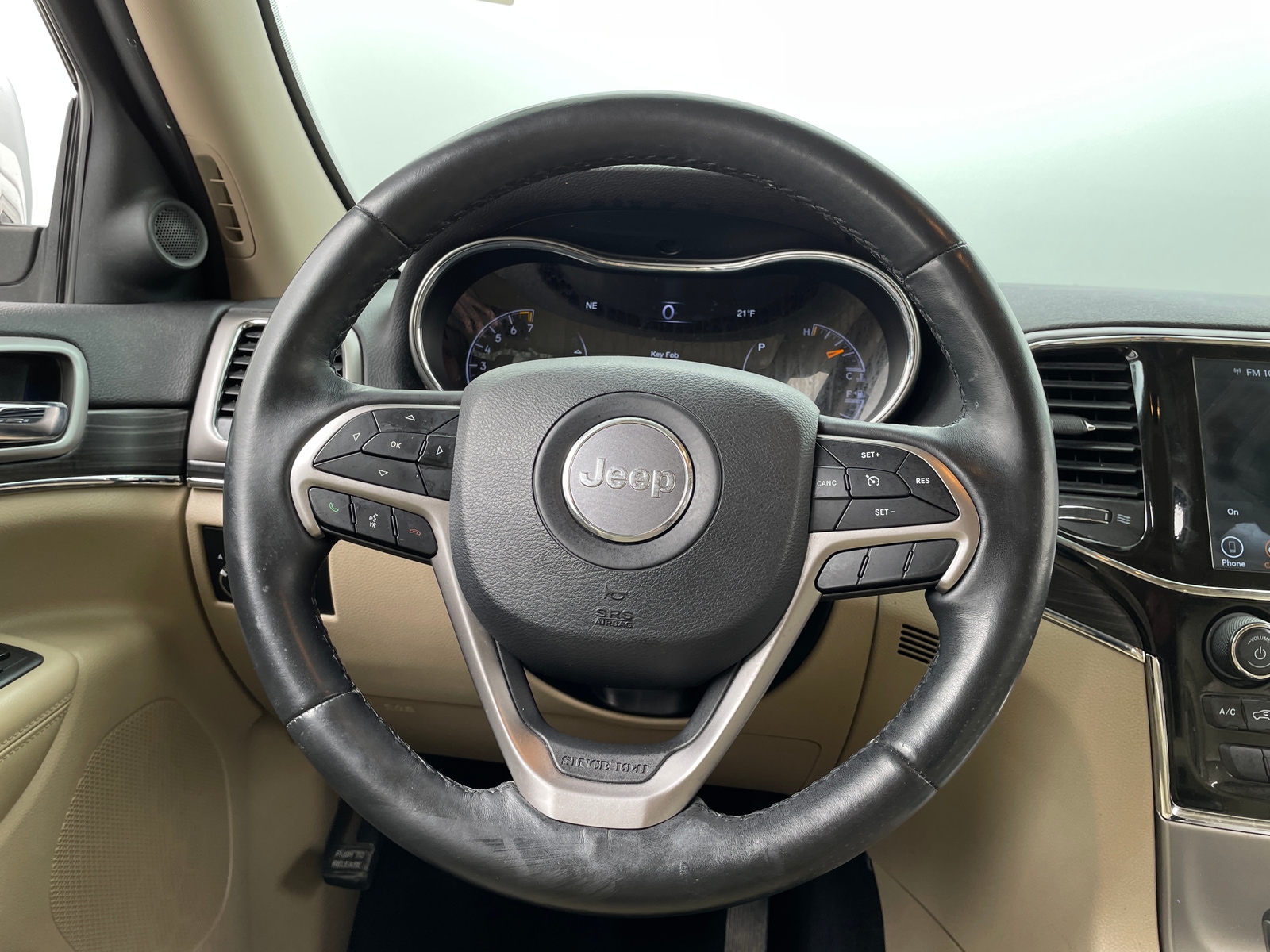 Thumbnail: 2019 Jeep Grand Cherokee - 4