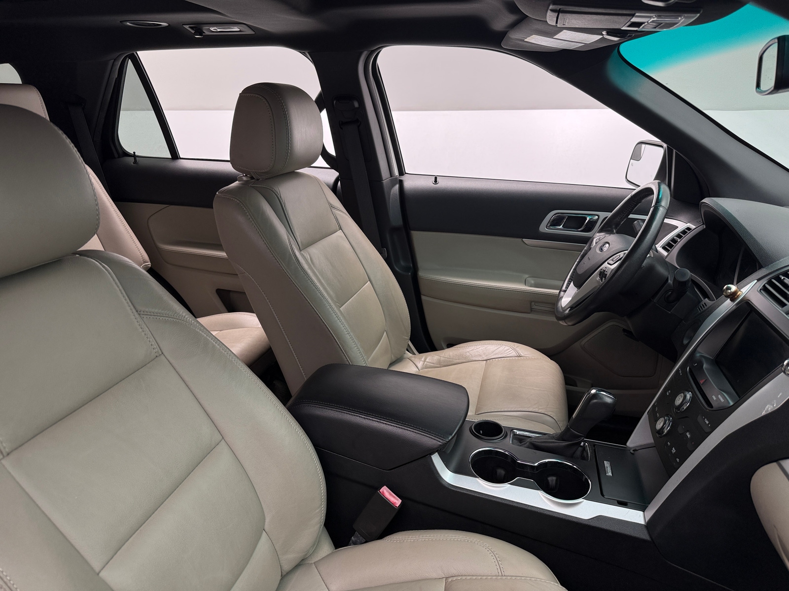 Thumbnail: 2014 Ford Explorer - 2