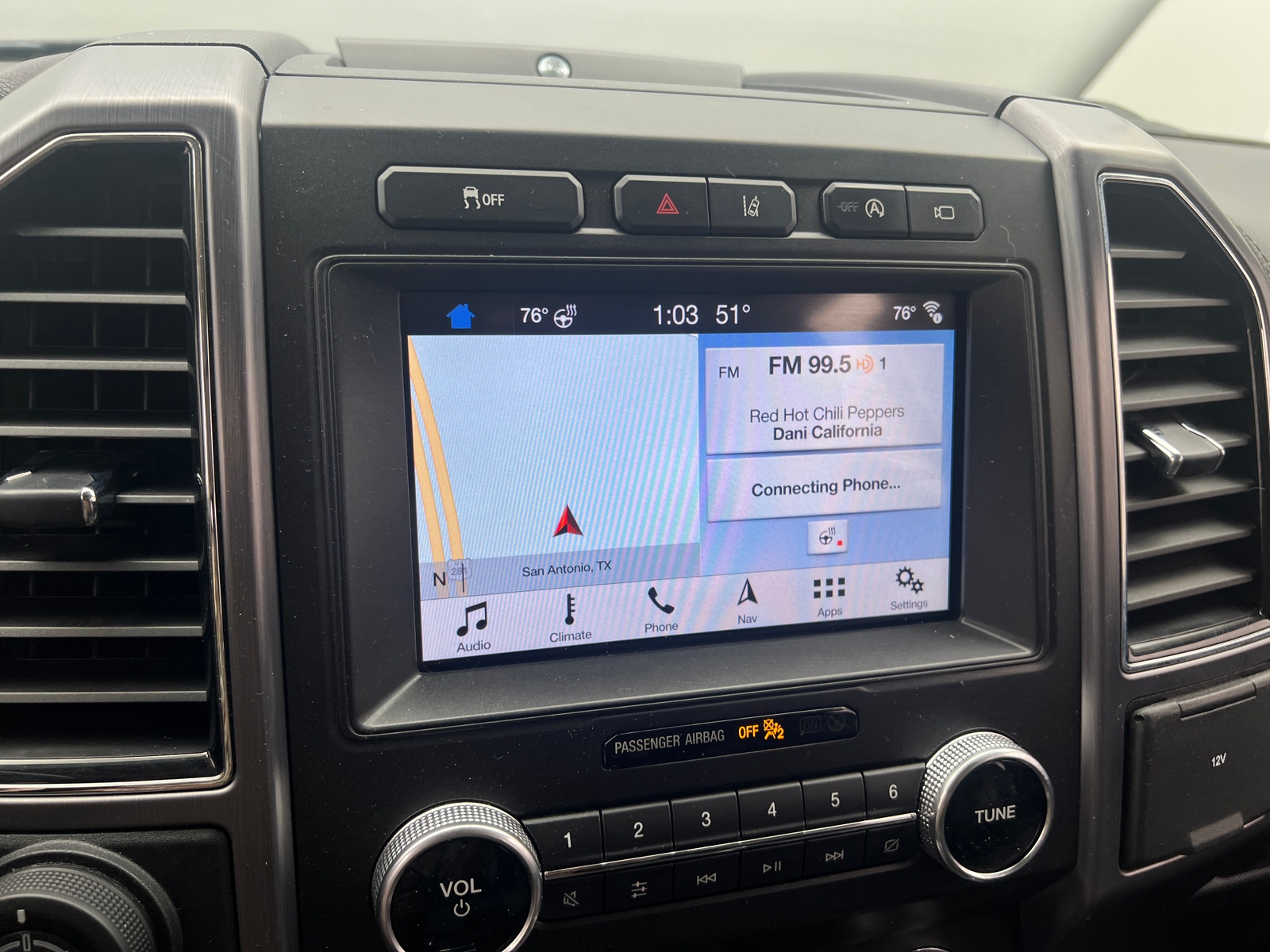 Thumbnail: 2019 Ford Expedition - 3