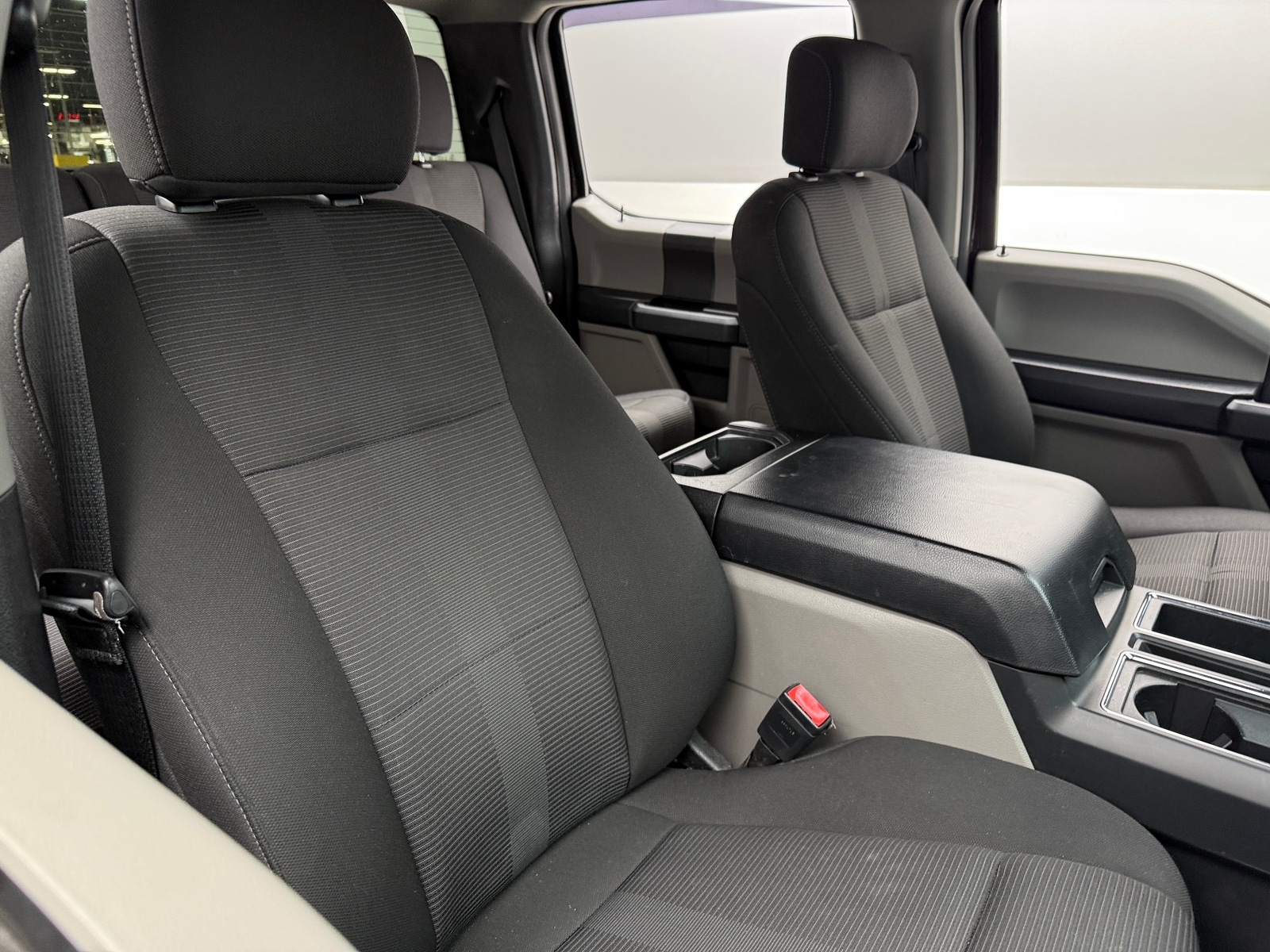 Thumbnail: 2018 Ford Econoline - 2