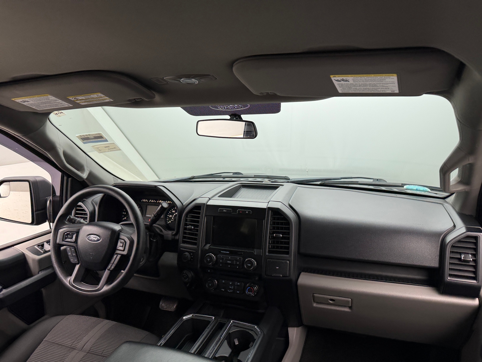 Thumbnail: 2018 Ford Econoline - 3