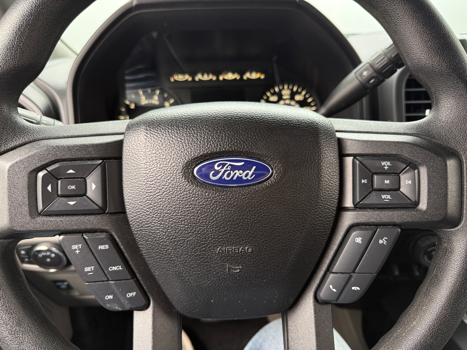 Thumbnail: 2018 Ford Econoline - 5