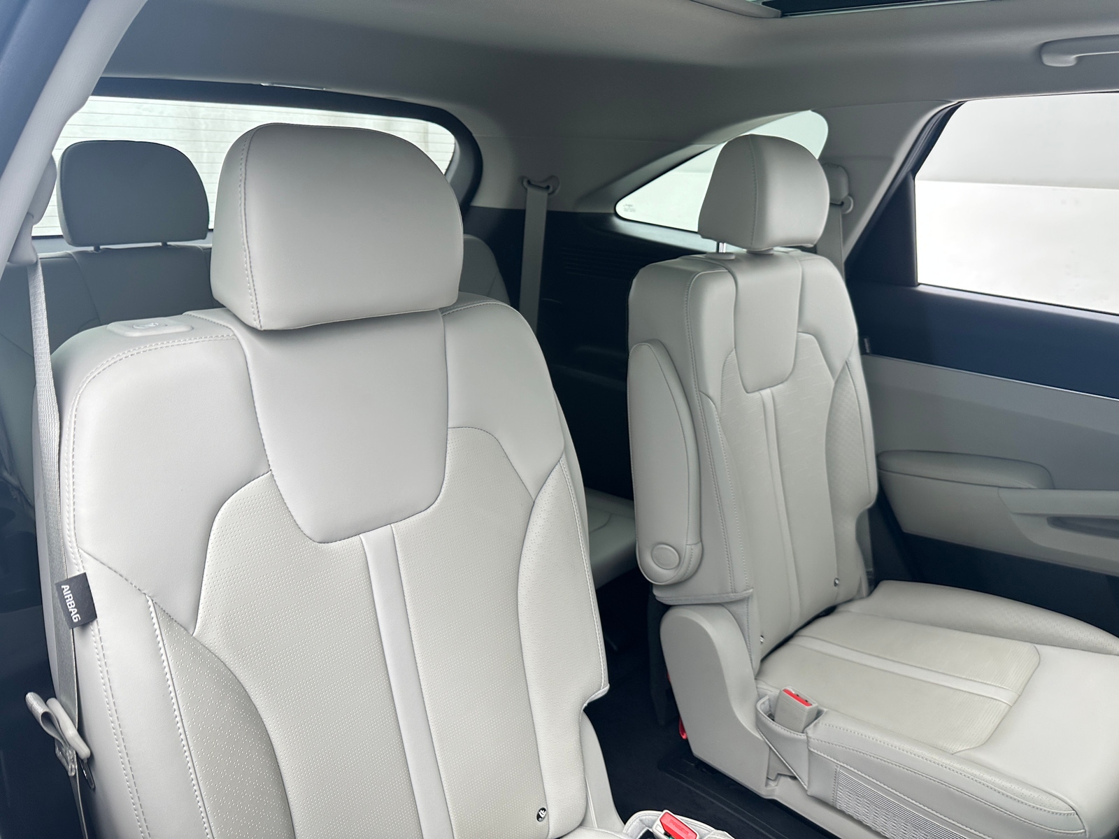 Thumbnail: 2025 Kia Sorento - 5