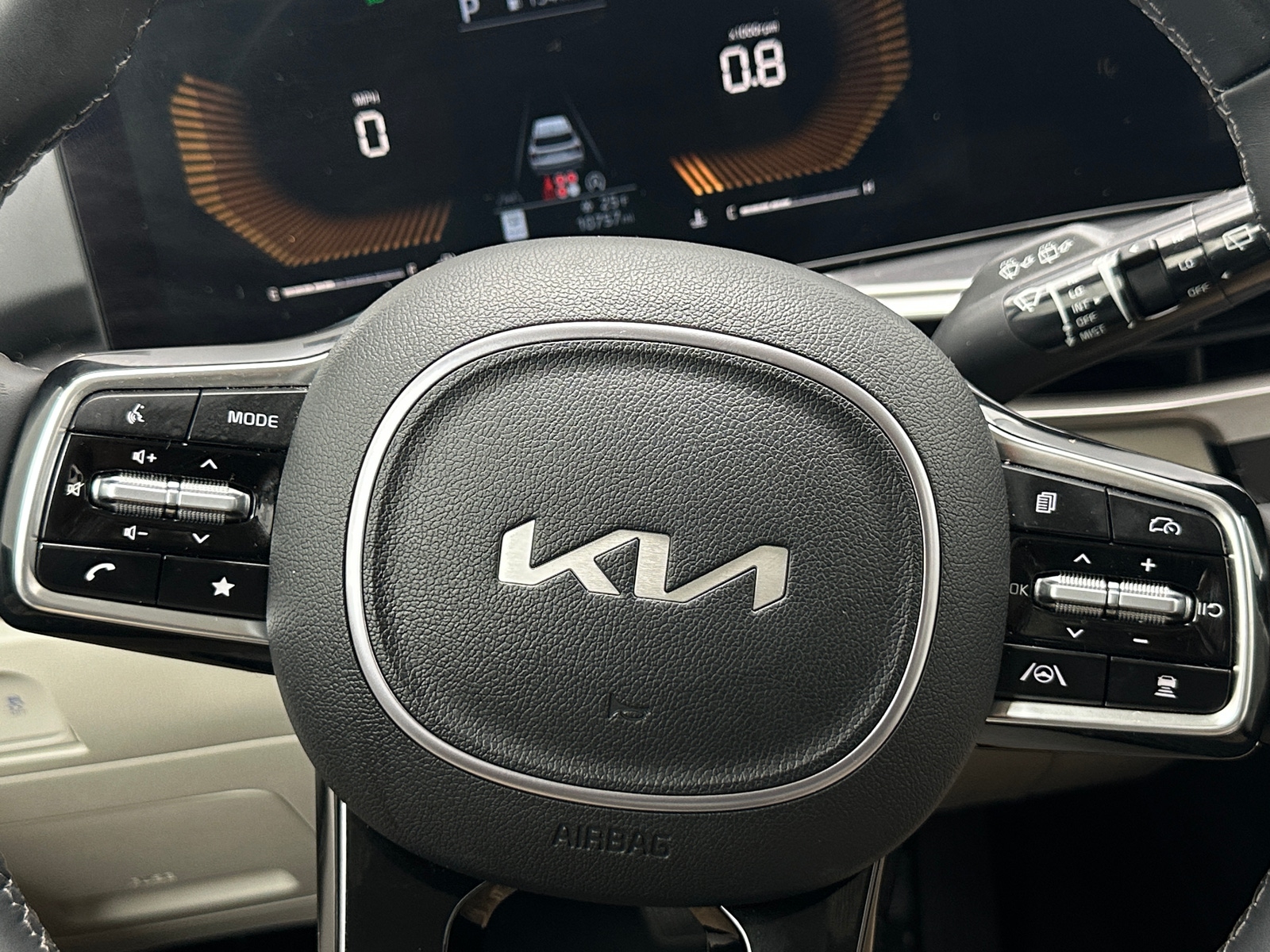 Thumbnail: 2025 Kia Sorento - 4