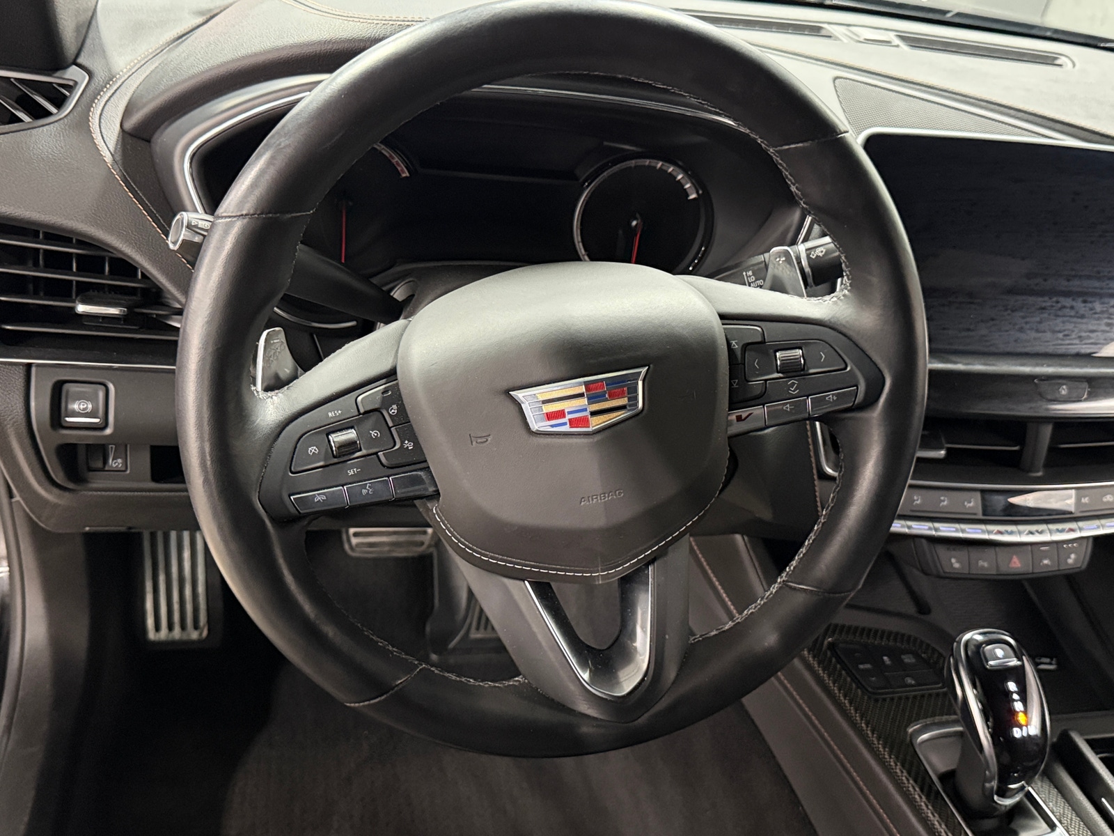 Thumbnail: 2022 Cadillac CT5 - 4