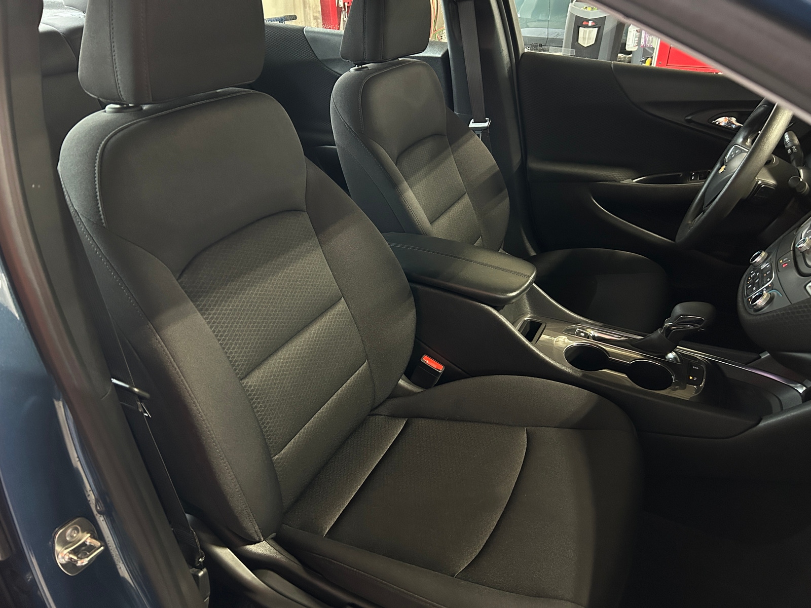 Thumbnail: 2024 Chevrolet Malibu - 2