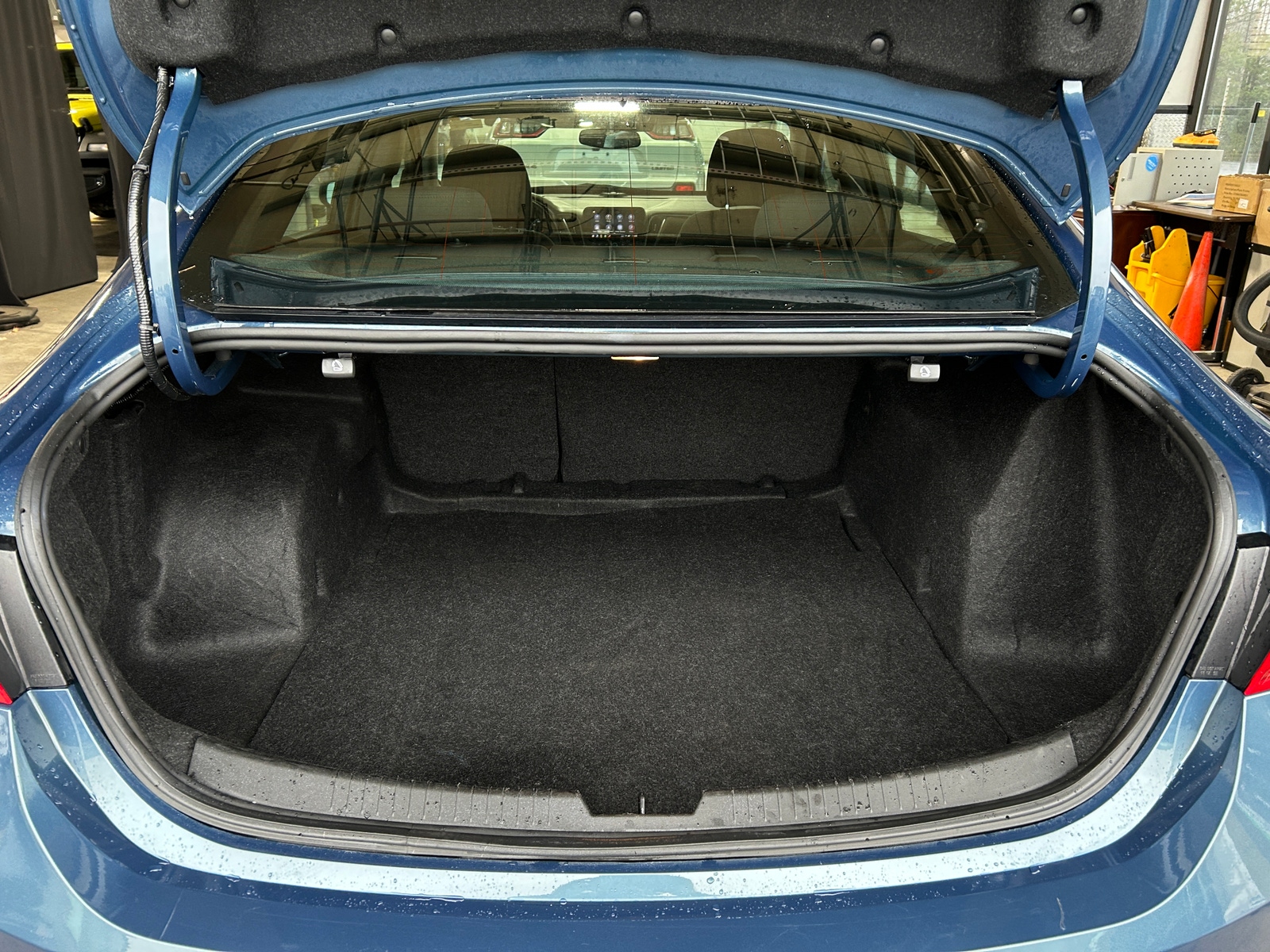 Thumbnail: 2024 Chevrolet Malibu - 7