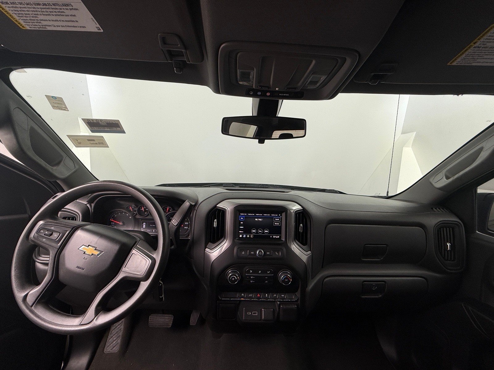 Thumbnail: 2021 Chevrolet Silverado 1500 - 3