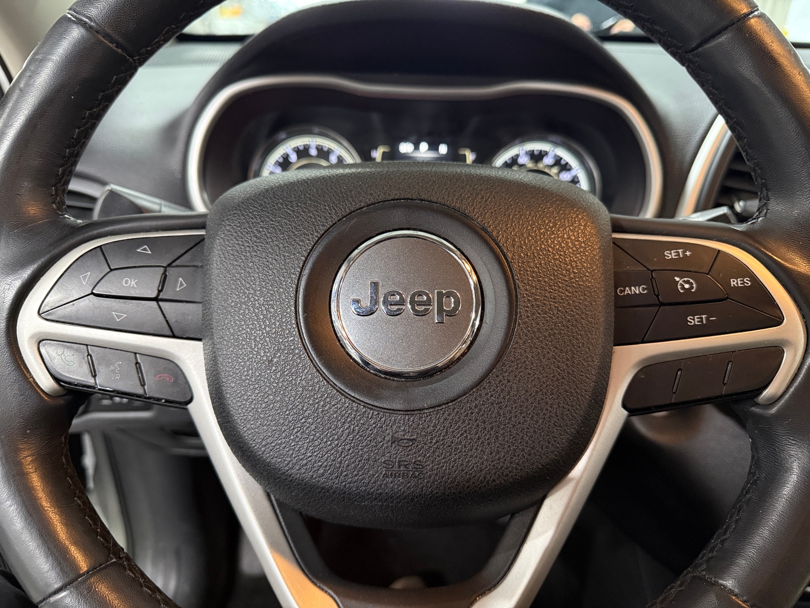 Thumbnail: 2015 Jeep Cherokee - 5