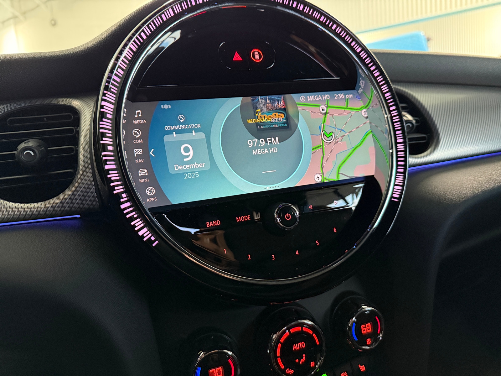 Thumbnail: 2024 MINI Cooper Convertible - 3