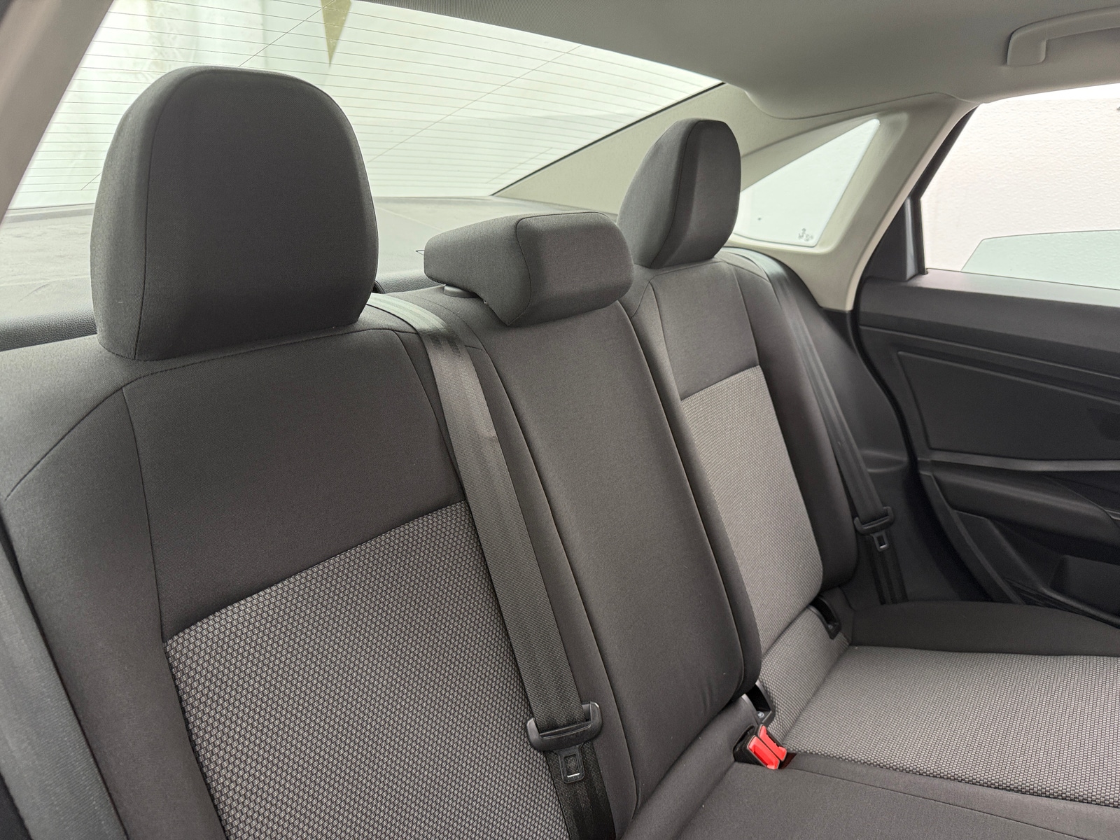 Thumbnail: 2021 Volkswagen Jetta - 6