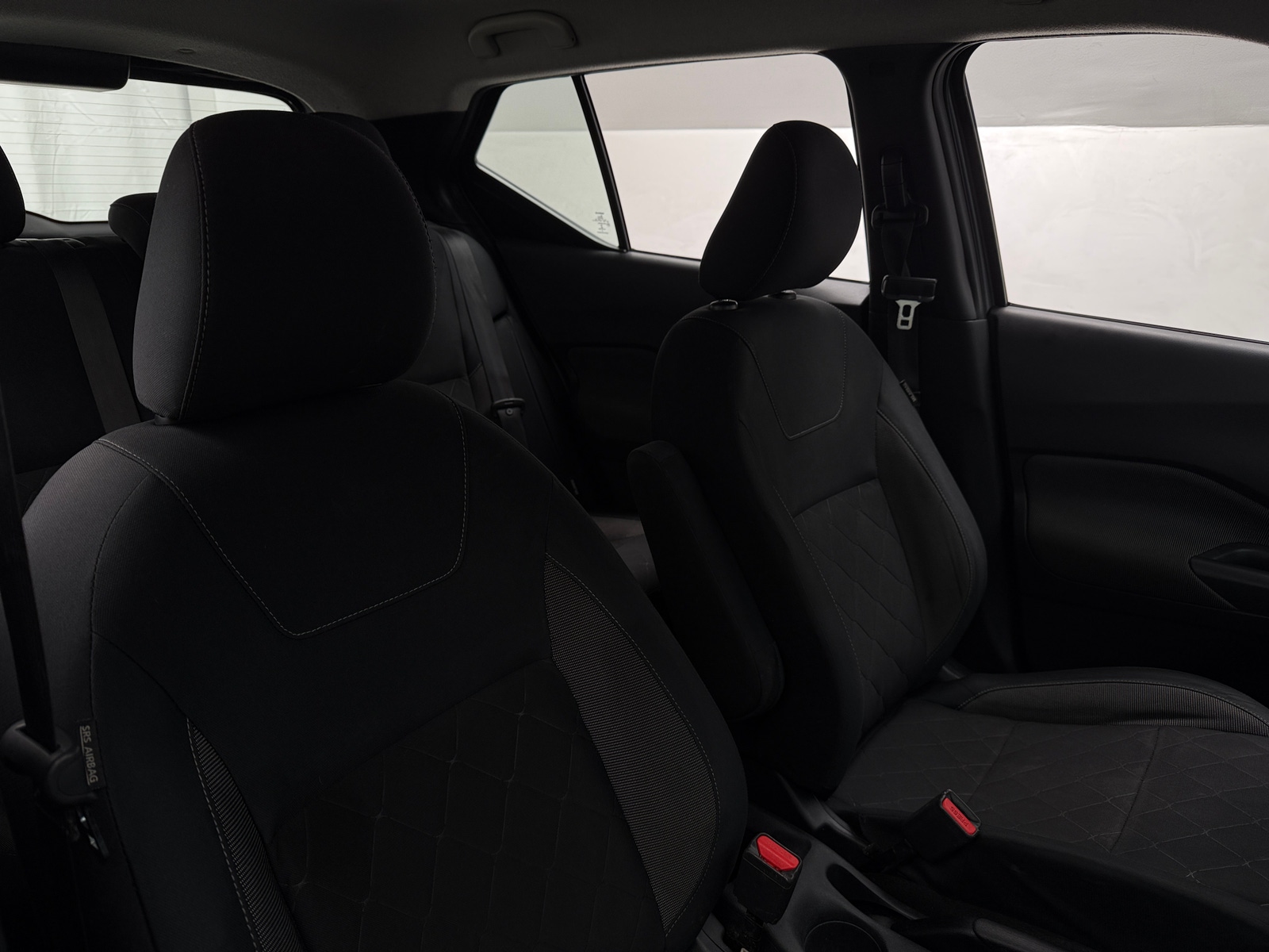 Thumbnail: 2020 Nissan Kicks - 2