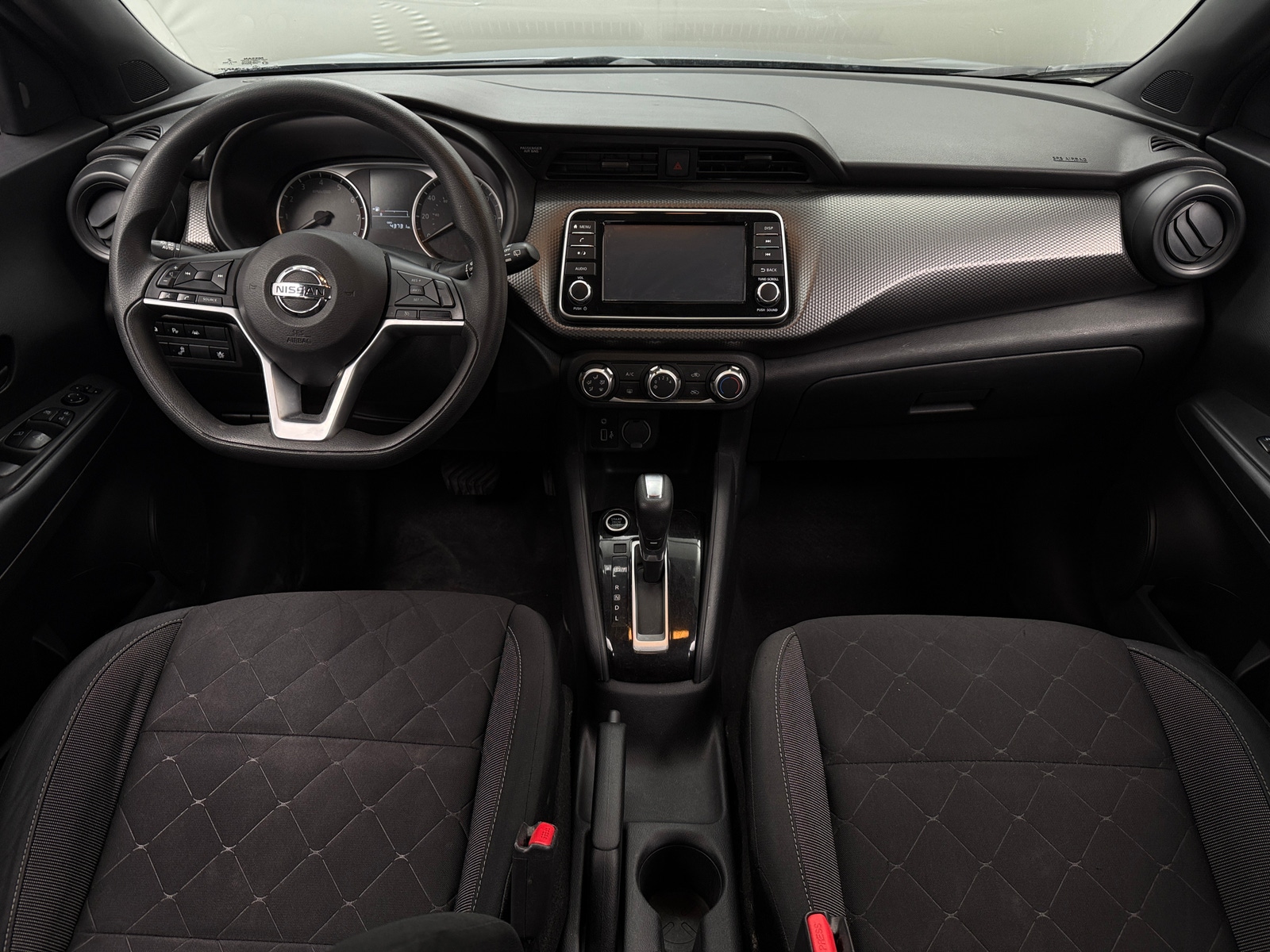 Thumbnail: 2020 Nissan Kicks - 3