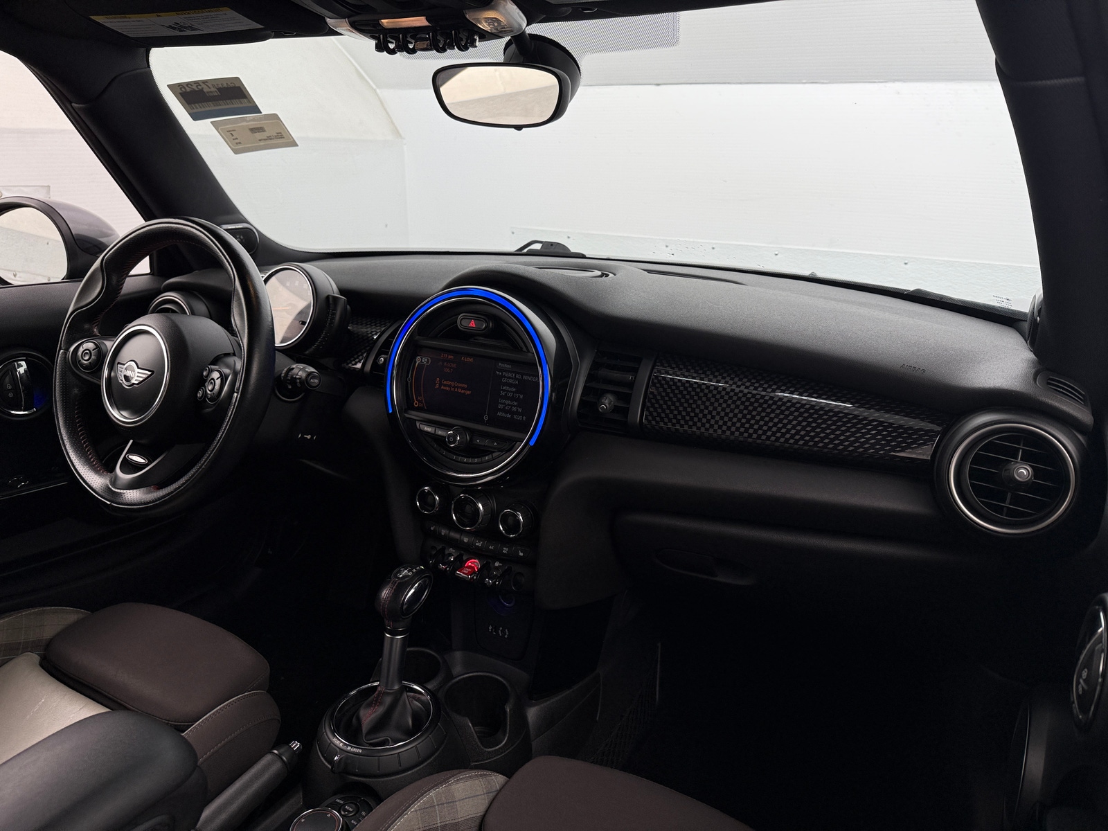 Thumbnail: 2015 MINI Cooper Hardtop - 3