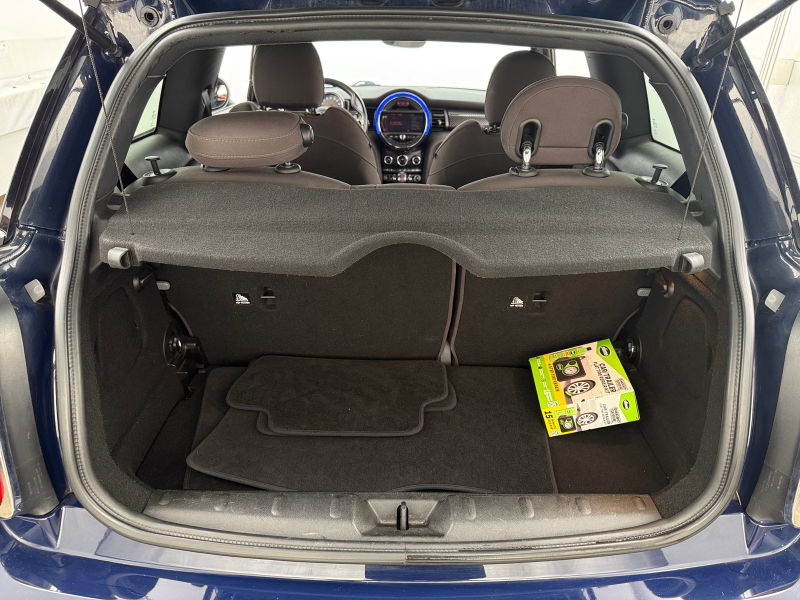 Thumbnail: 2015 MINI Cooper Hardtop - 7