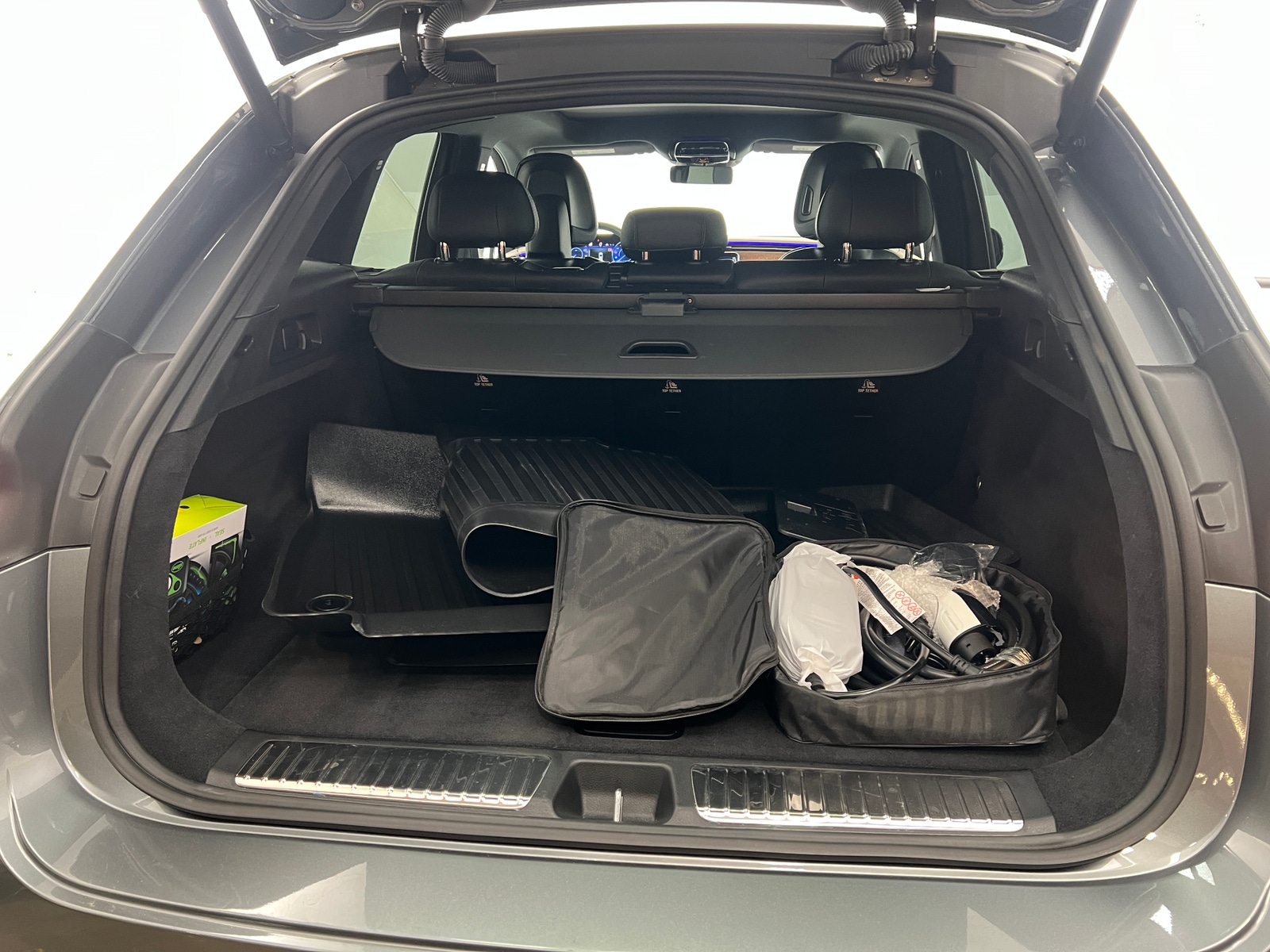 Thumbnail: 2023 Mercedes-Benz EQE - 6