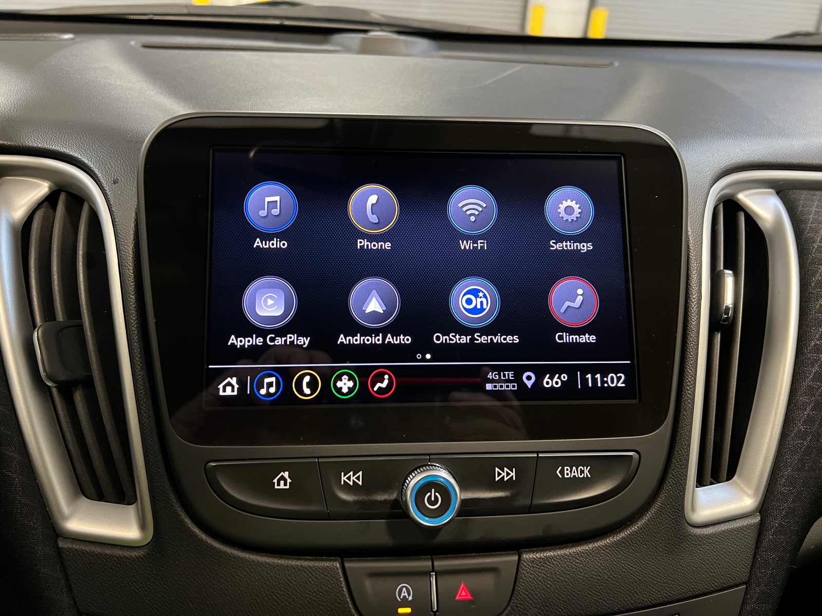 Thumbnail: 2024 Chevrolet Malibu - 4