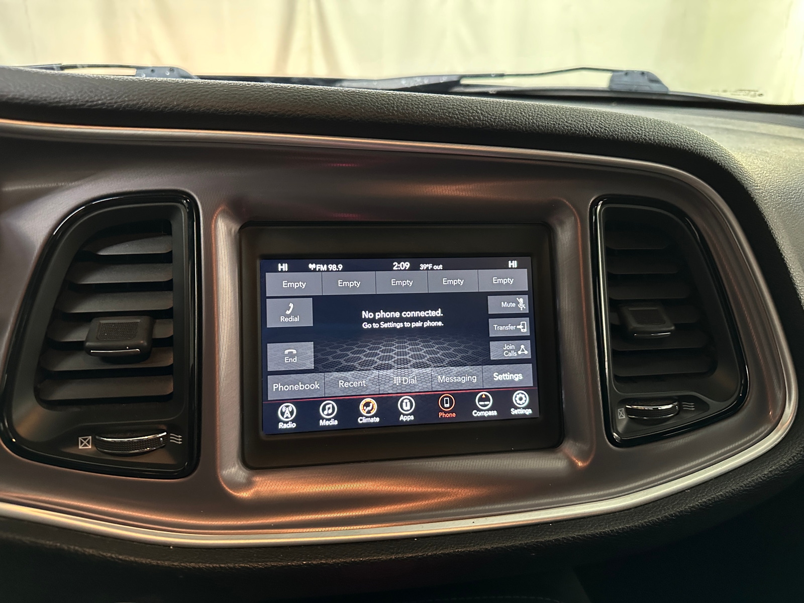 Thumbnail: 2019 Dodge Challenger - 3