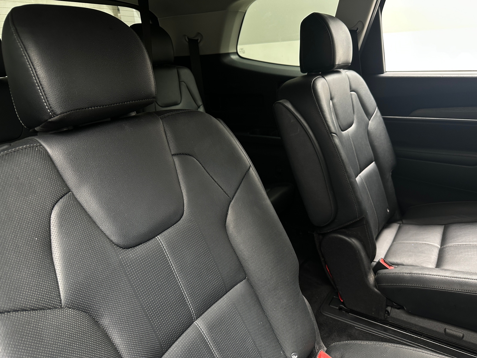 Thumbnail: 2022 Kia Telluride - 5