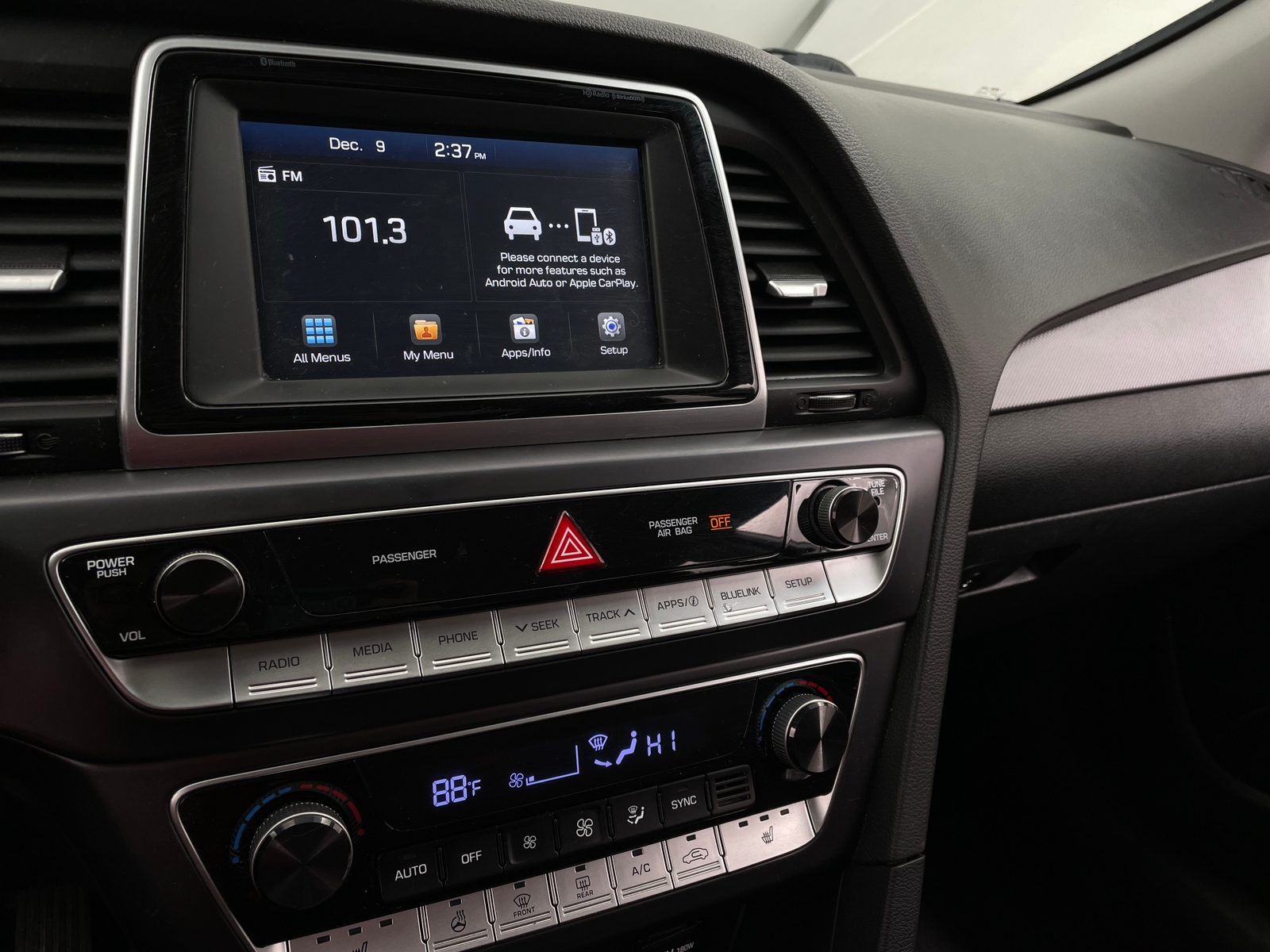 Thumbnail: 2018 Hyundai Sonata - 4