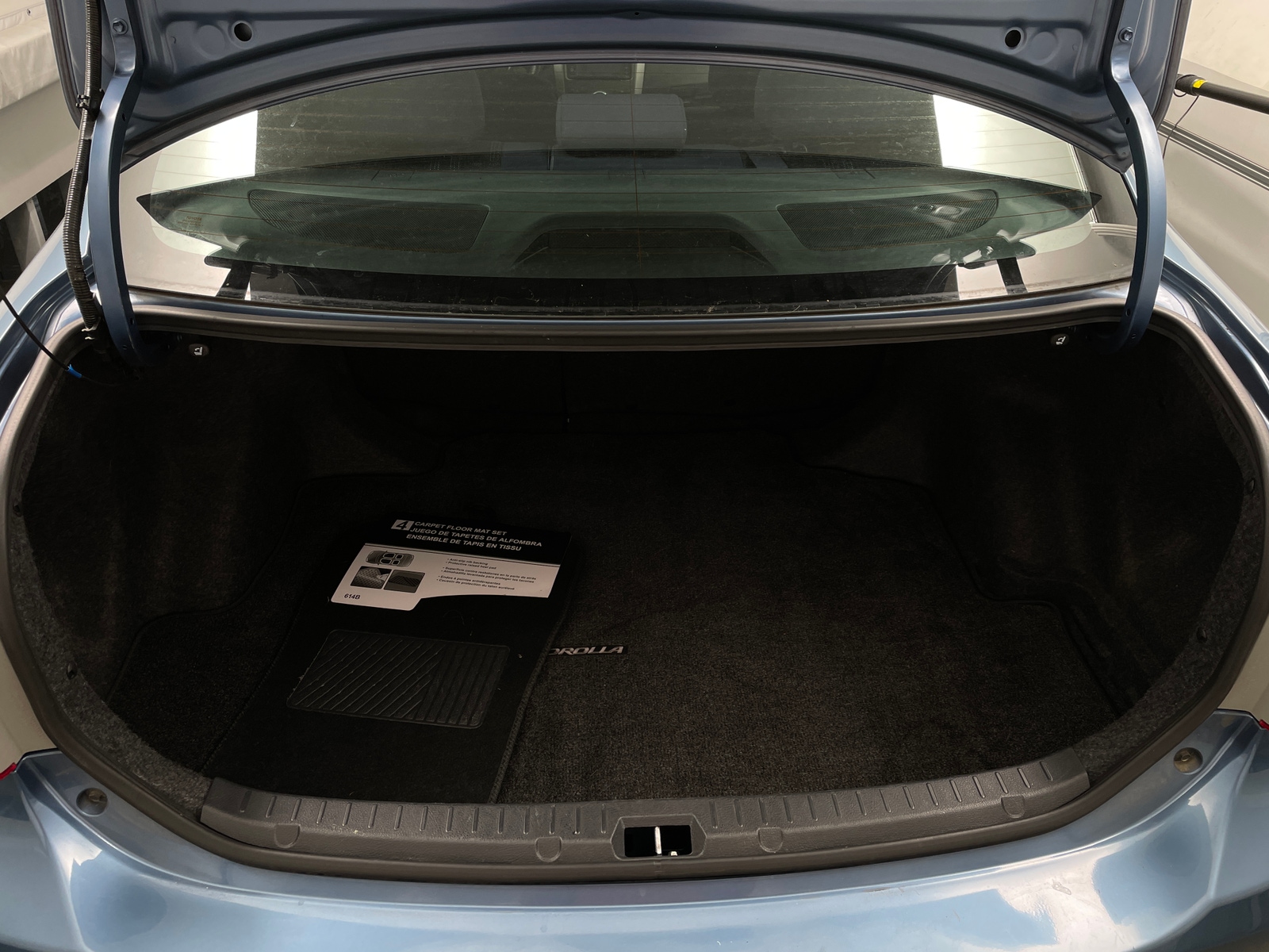 Thumbnail: 2013 Toyota Corolla - 7