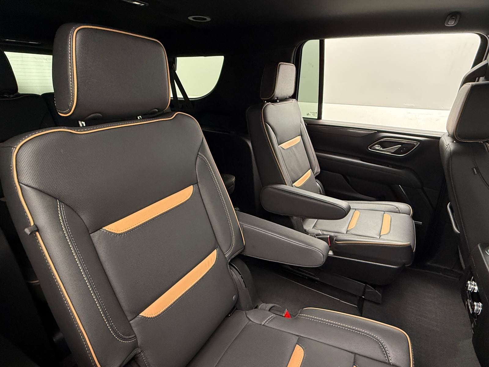 Thumbnail: 2024 GMC Yukon XL - 5