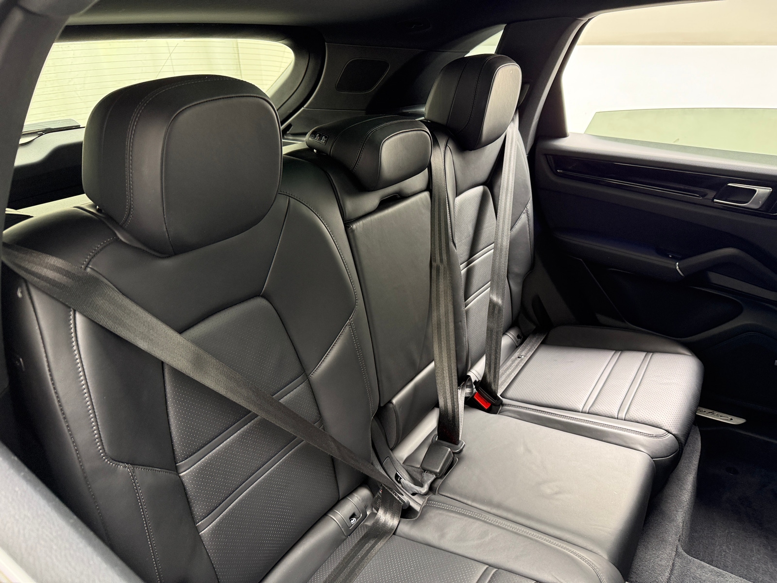 Thumbnail: 2020 Porsche Cayenne - 5