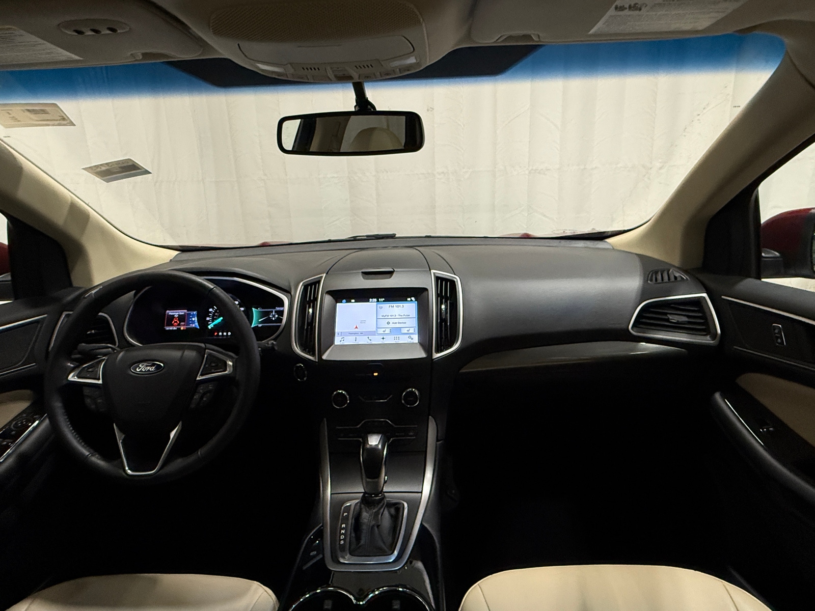 Thumbnail: 2016 Ford Edge - 2