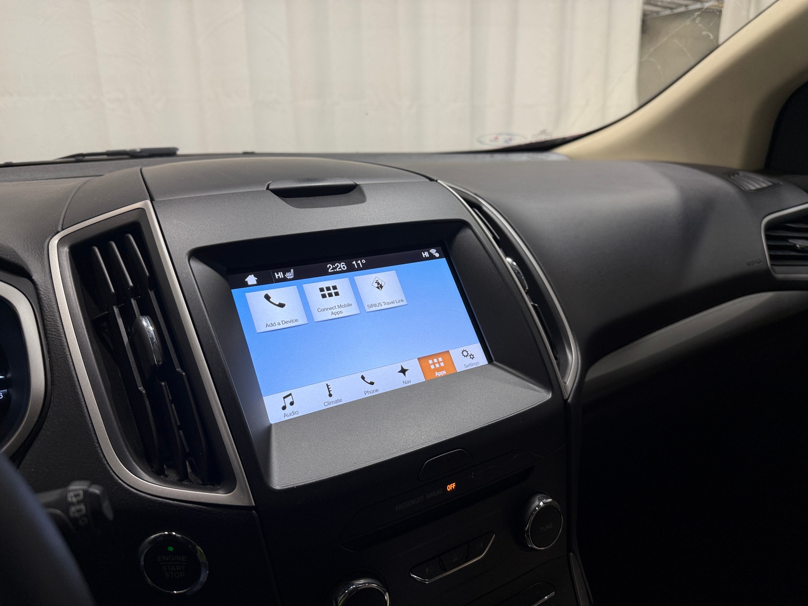 Thumbnail: 2016 Ford Edge - 3