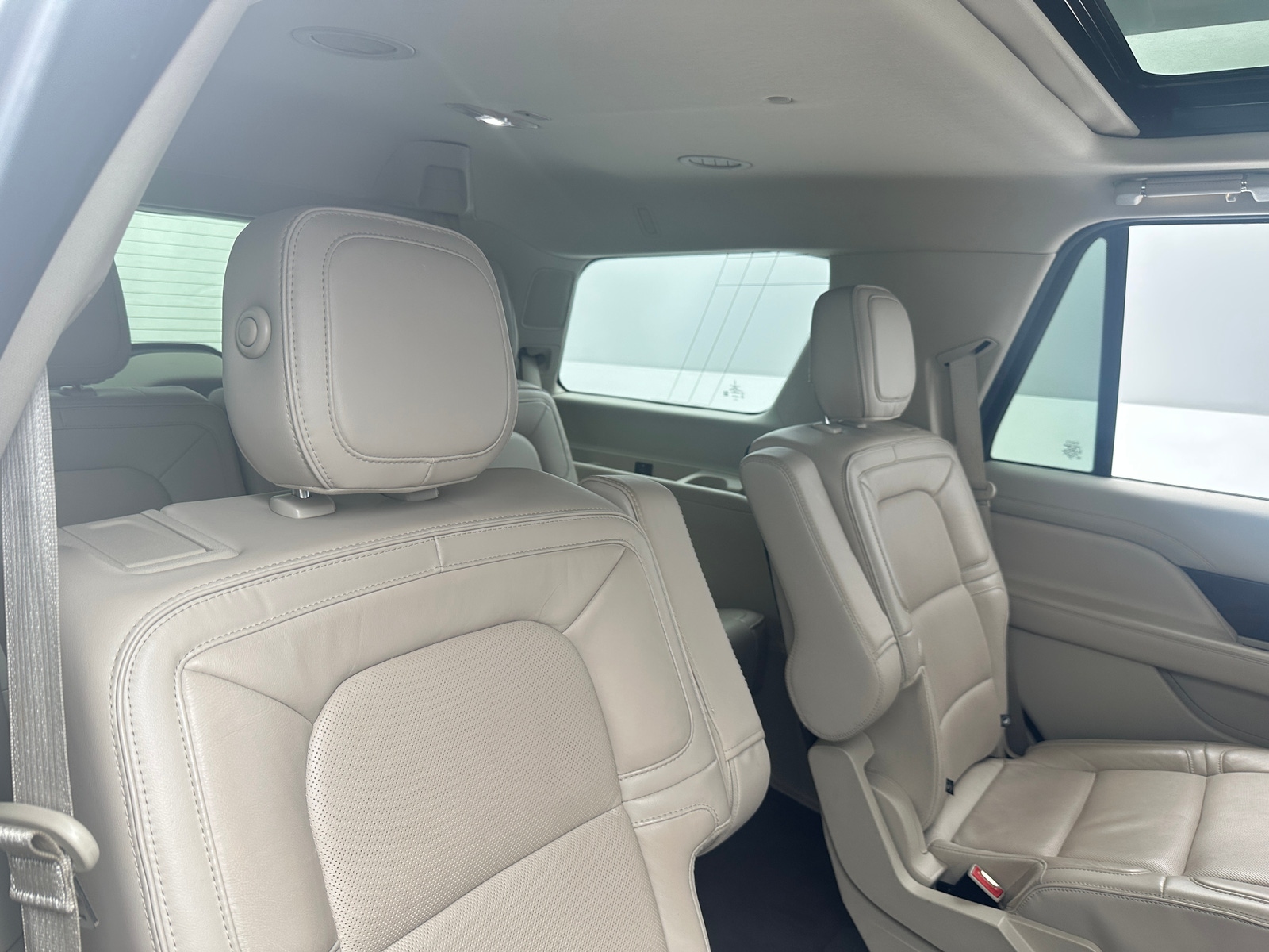Thumbnail: 2019 Lincoln Navigator - 5