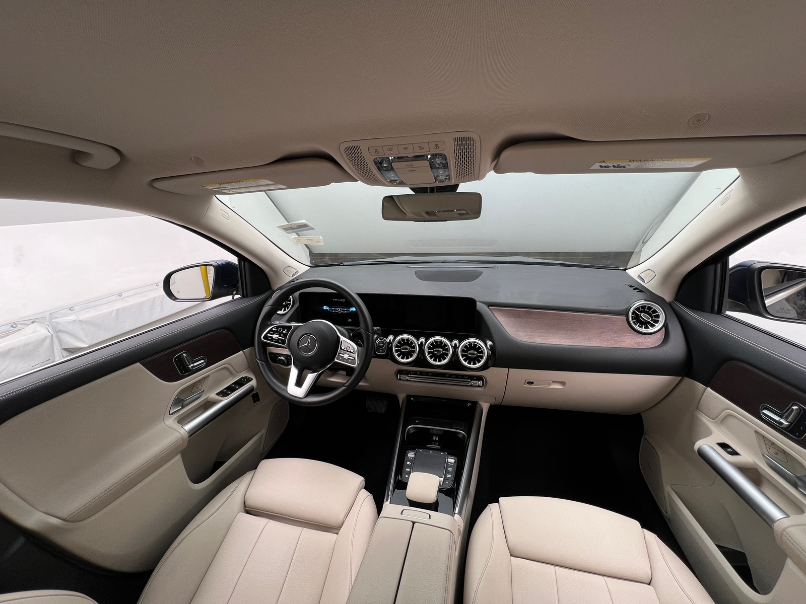 Thumbnail: 2023 Mercedes-Benz GLA - 3