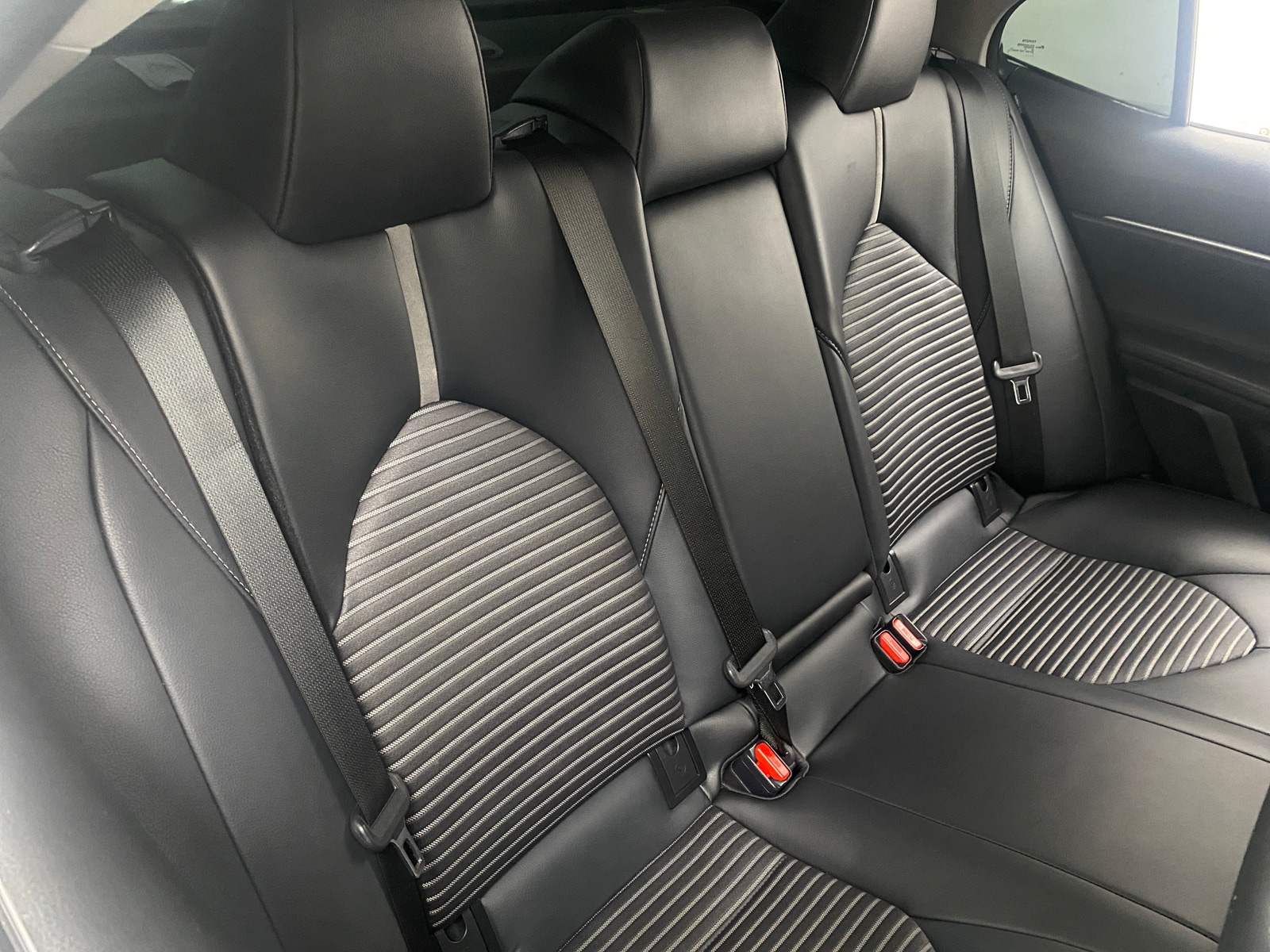 Thumbnail: 2020 Toyota Camry - 5