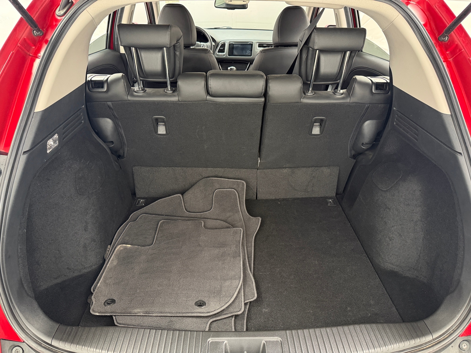 Thumbnail: 2016 Honda HR-V - 6