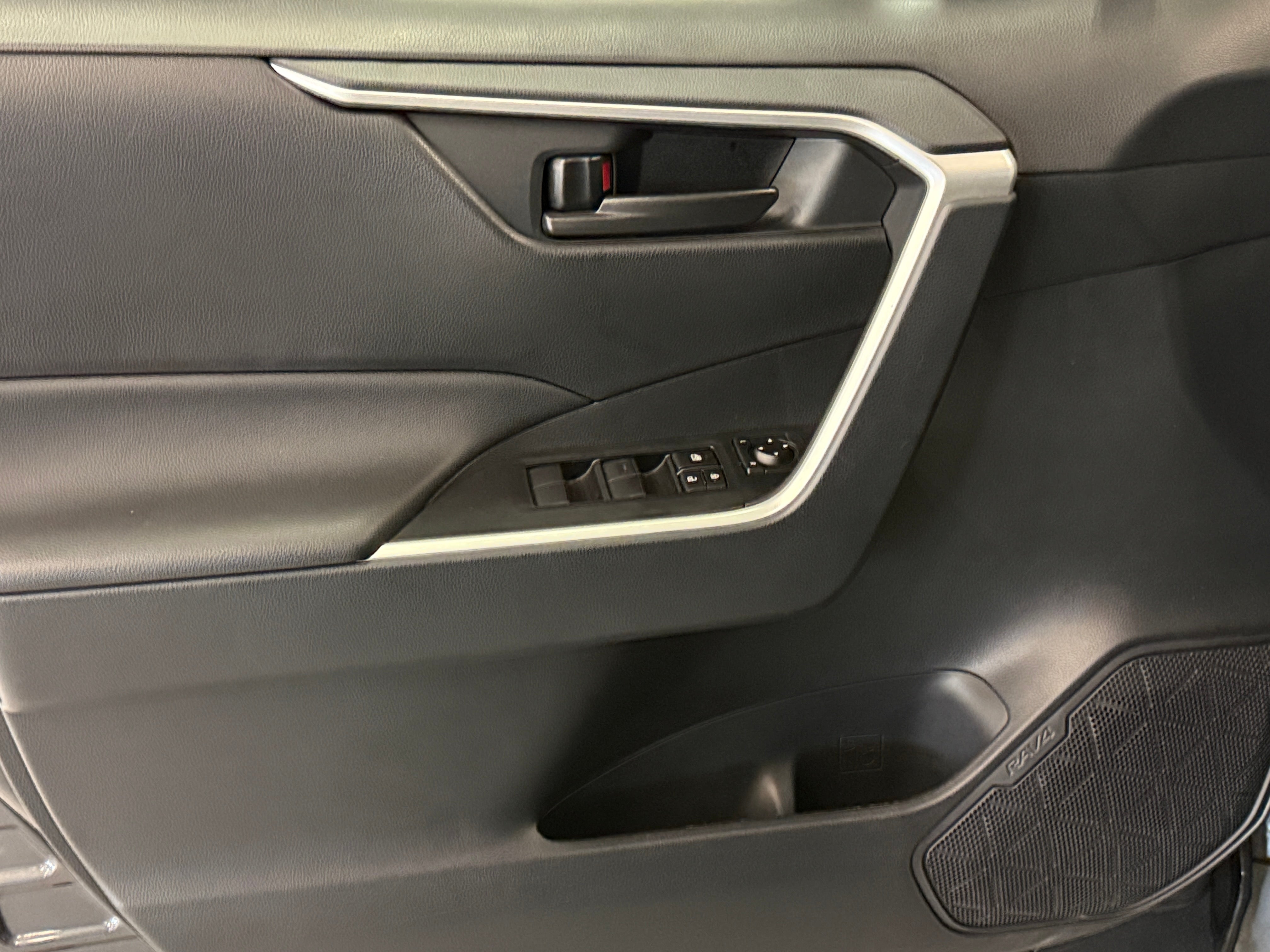 Used 2025 Toyota RAV4 LE with VIN 2T3F1RFV6SW511659 for sale in Northfield, Minnesota