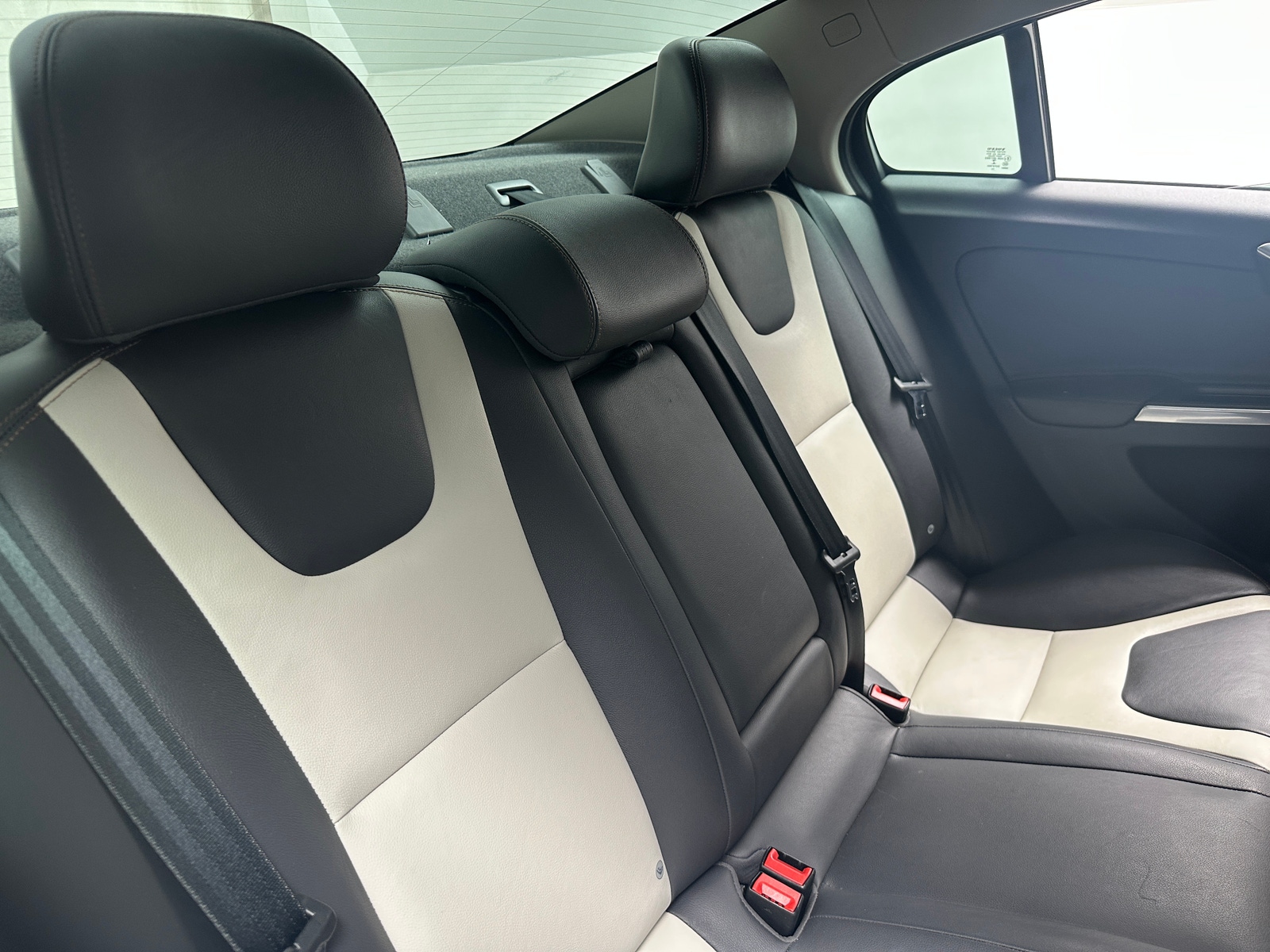 Thumbnail: 2017 Volvo S60 - 5