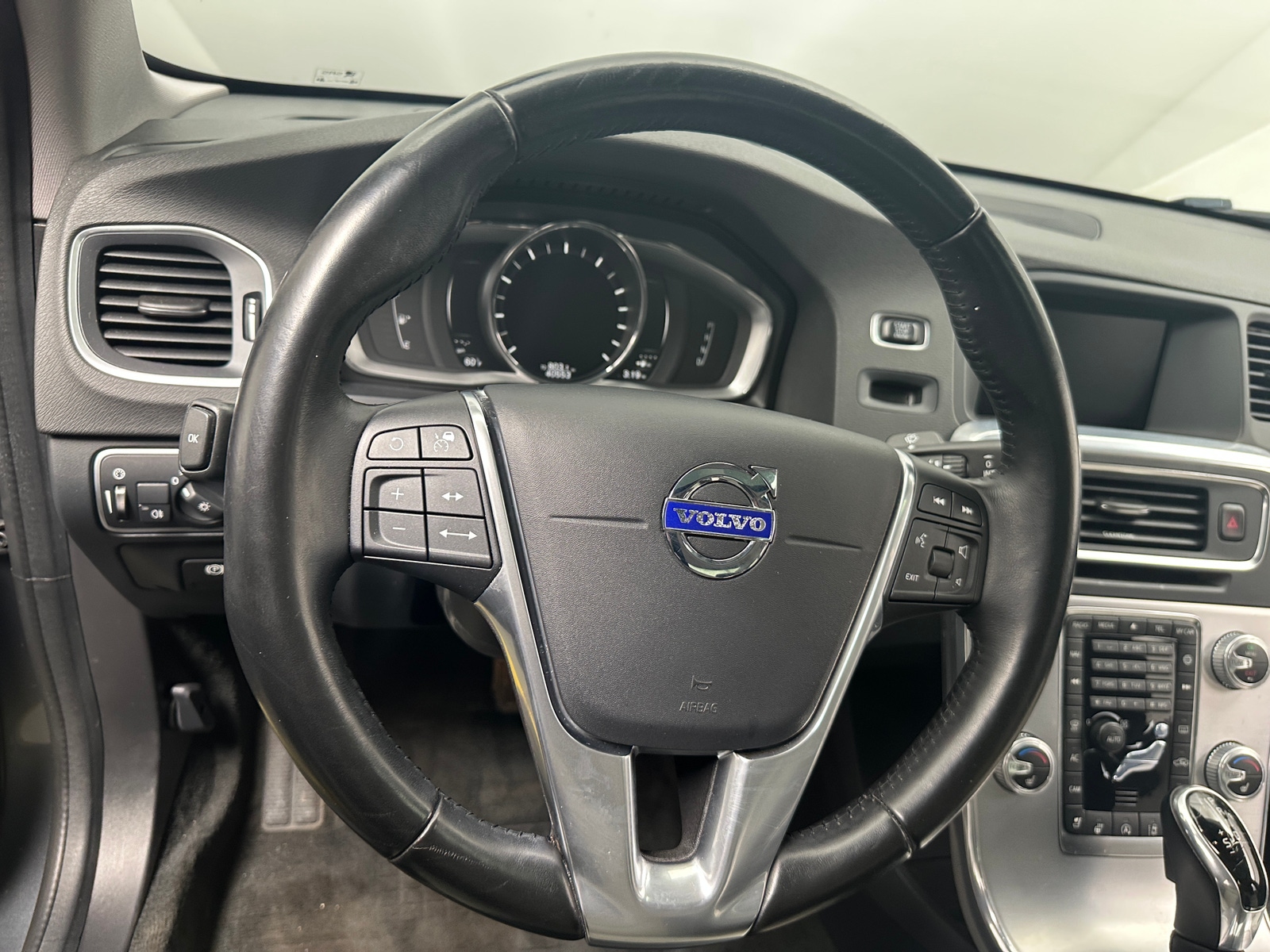 Thumbnail: 2017 Volvo S60 - 4