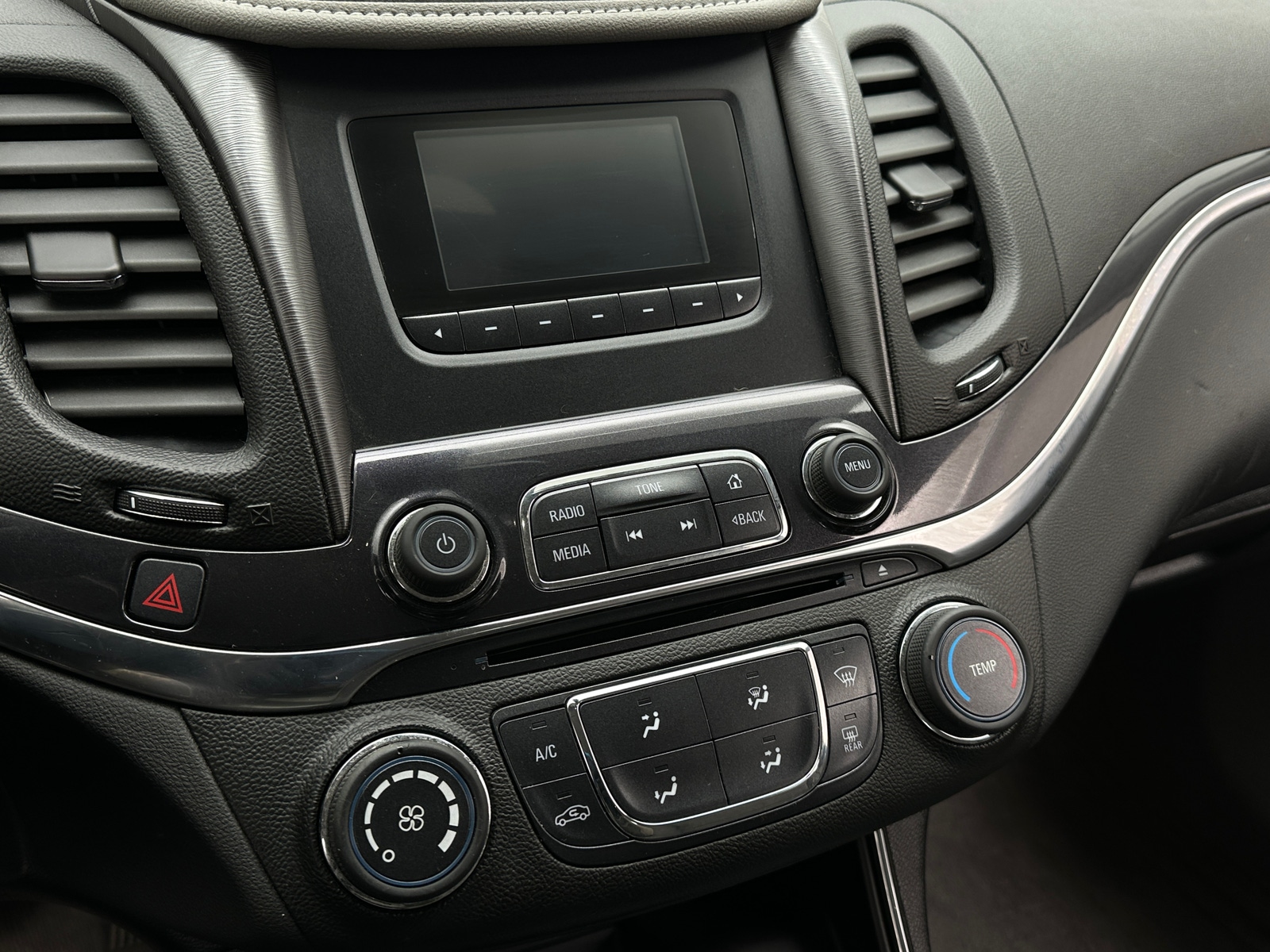 Thumbnail: 2015 Chevrolet Impala - 4