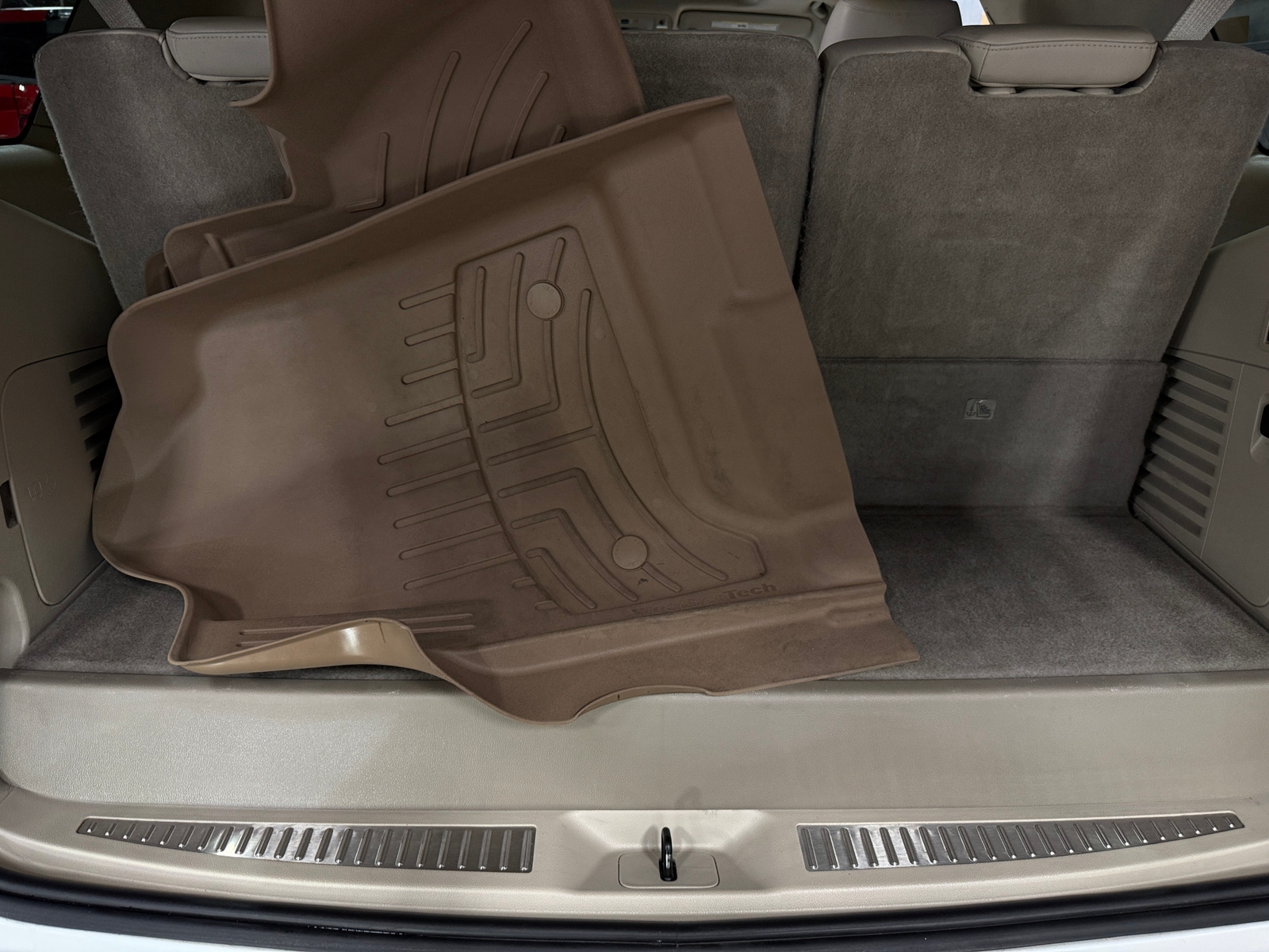 Thumbnail: 2019 Cadillac Escalade - 6