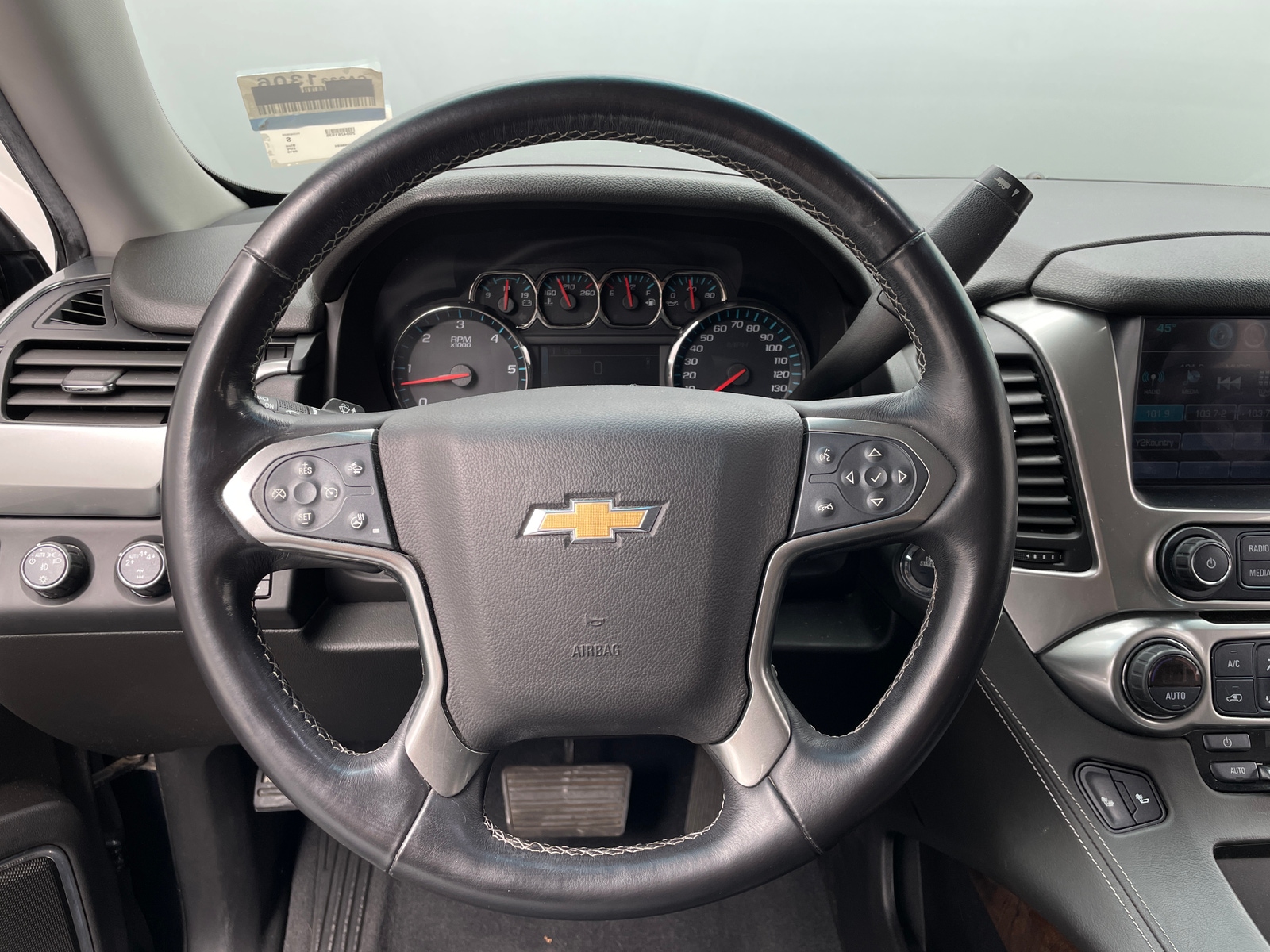 Thumbnail: 2019 Chevrolet Tahoe - 4