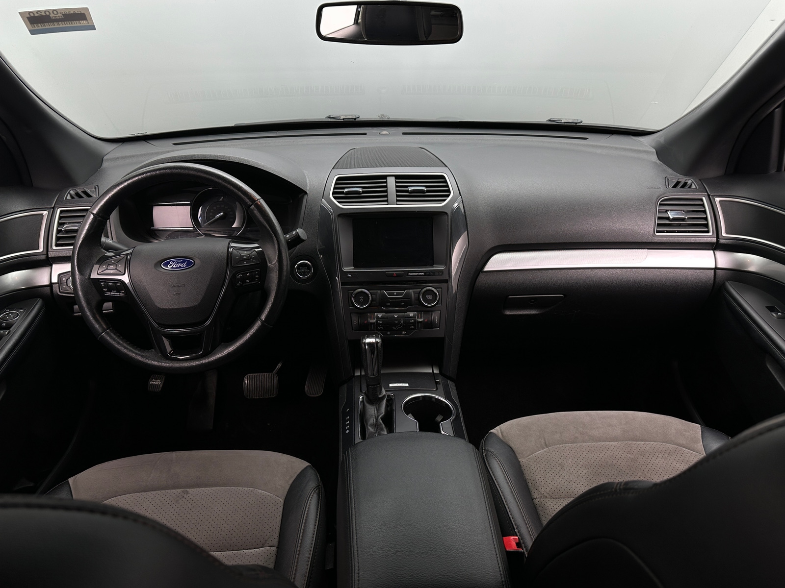 Thumbnail: 2017 Ford Explorer - 3