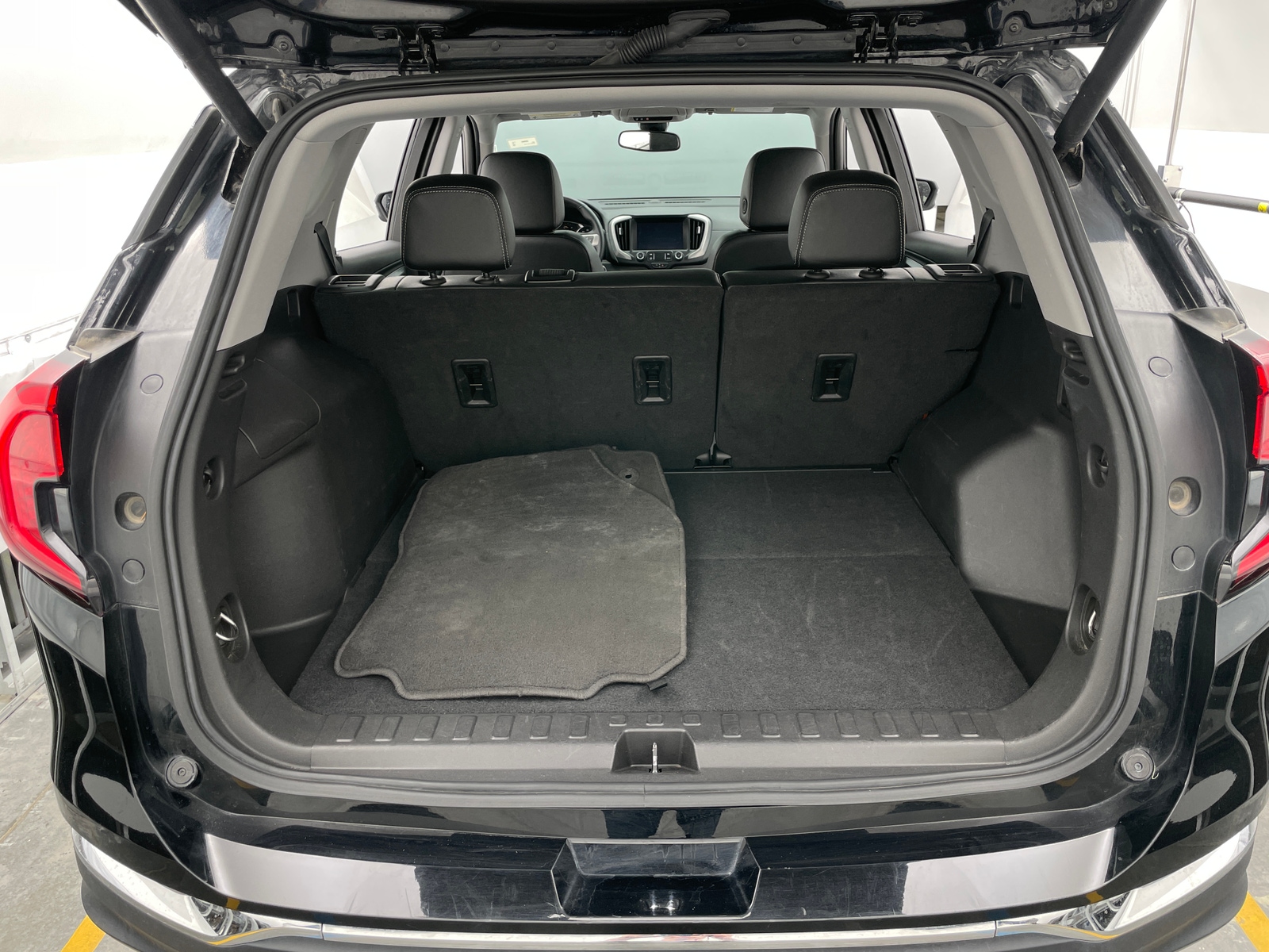 Thumbnail: 2024 GMC Terrain - 6