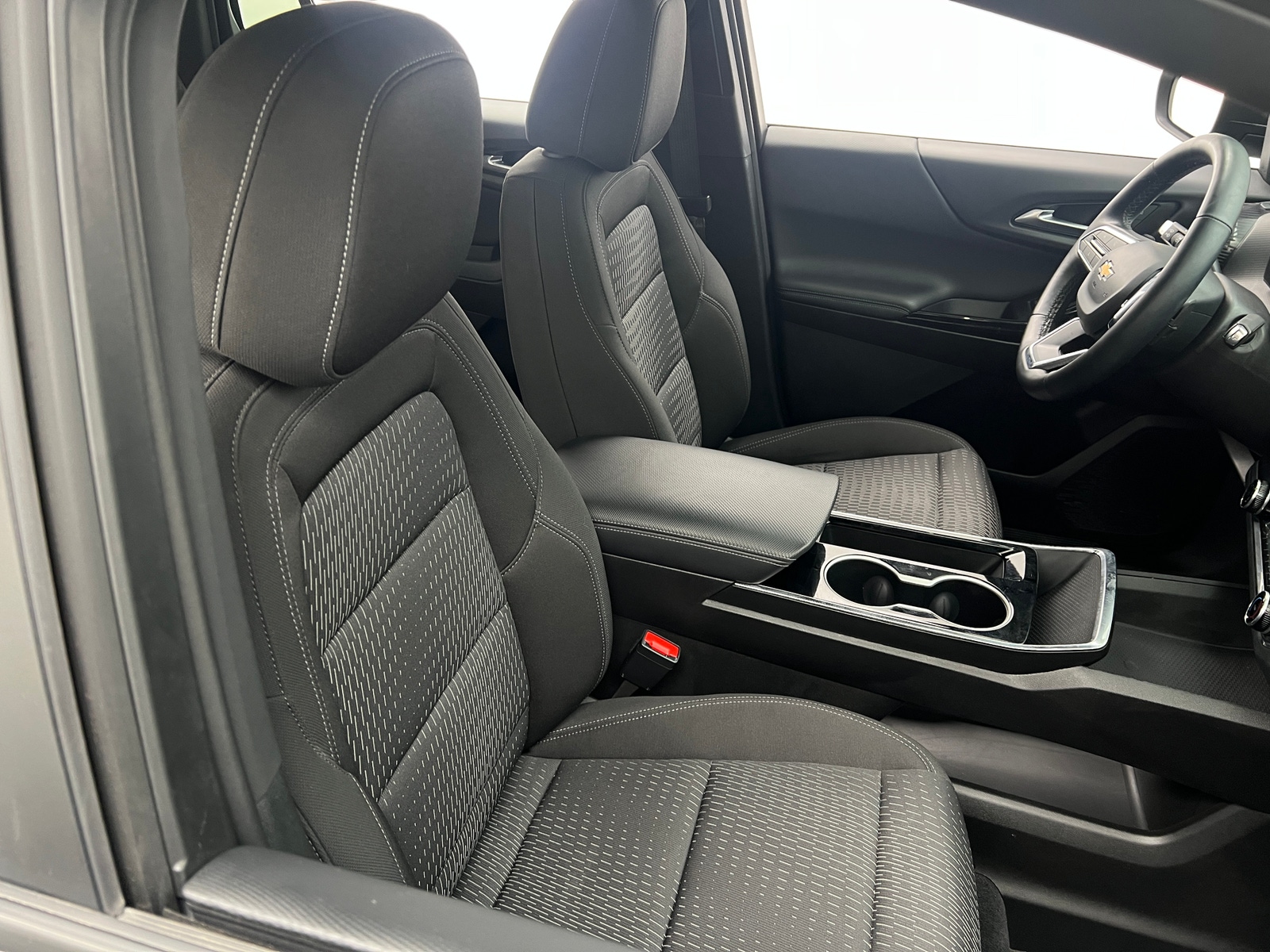 Thumbnail: 2025 Chevrolet Equinox - 2