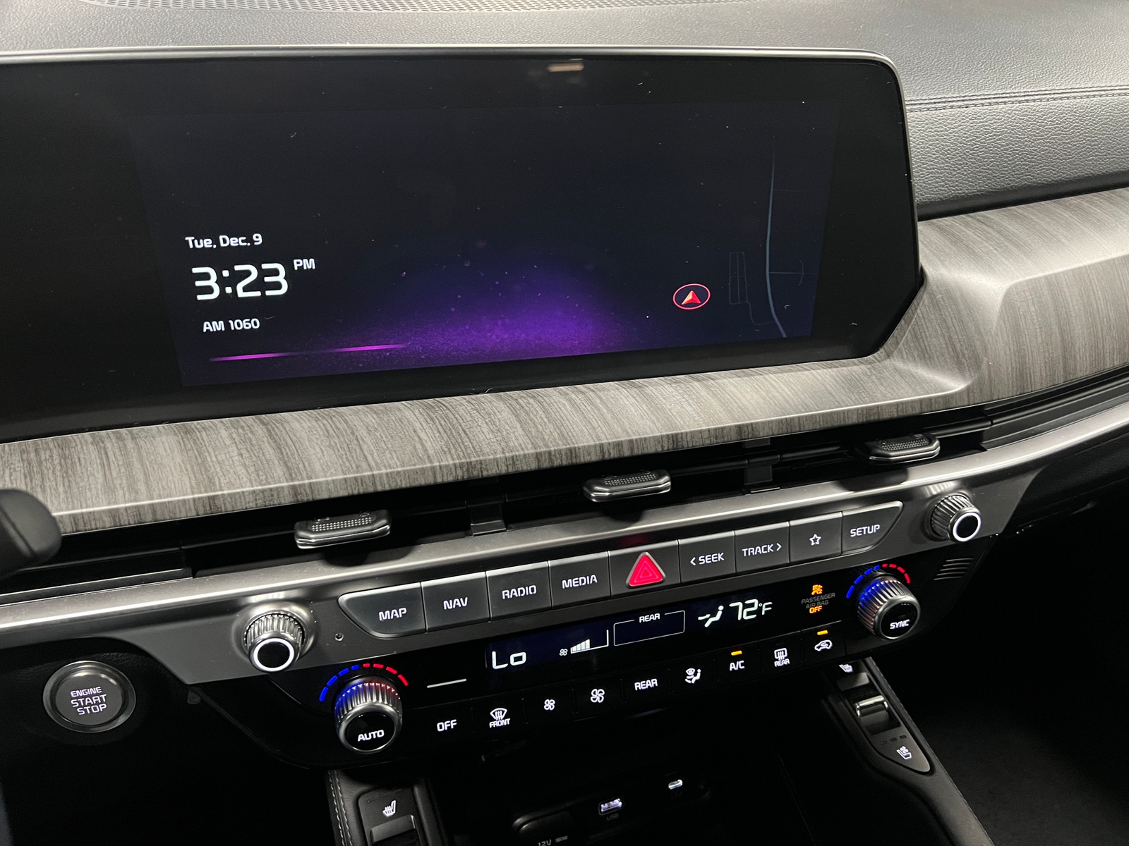 Thumbnail: 2024 Kia Telluride - 3