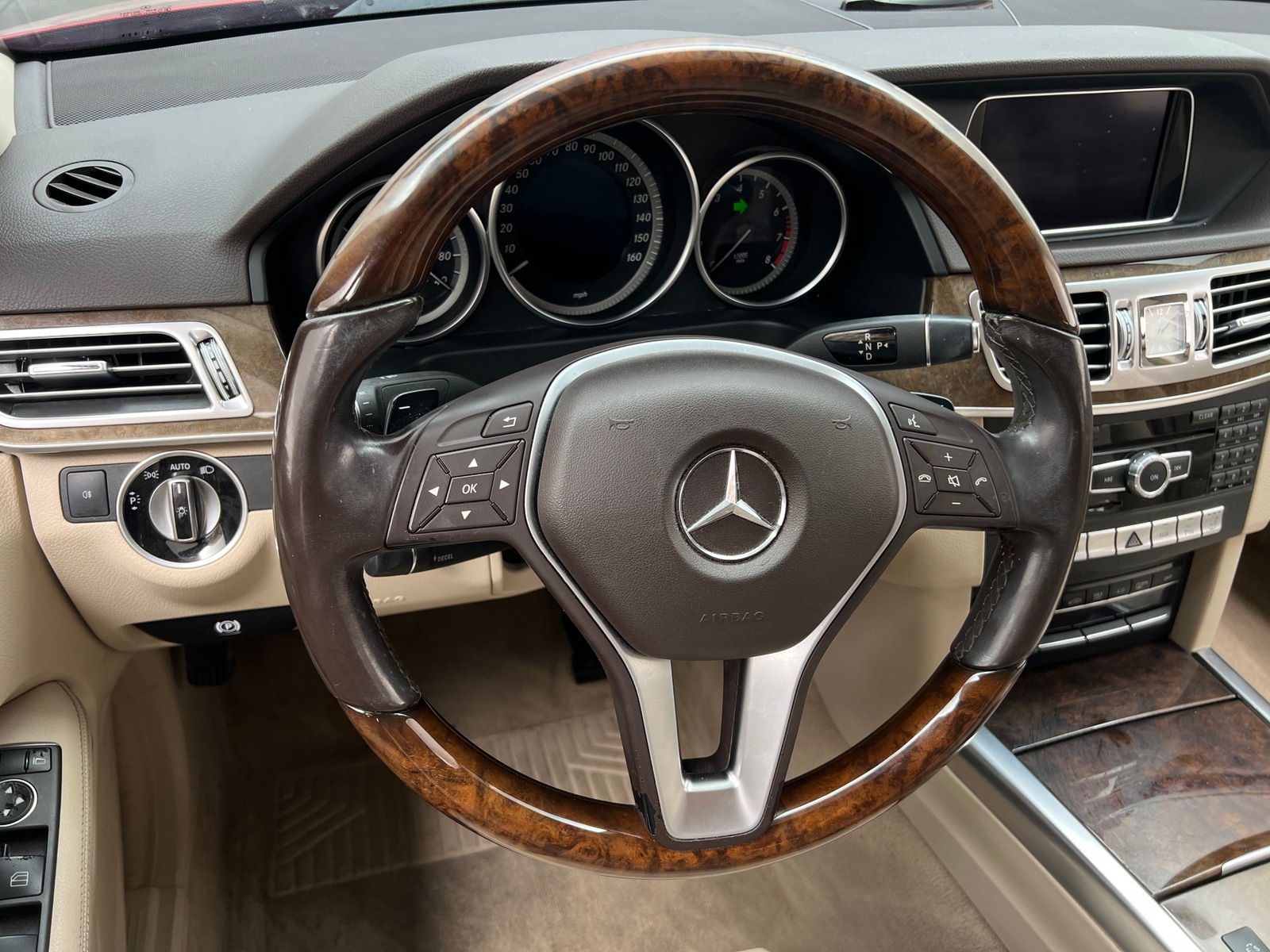 Thumbnail: 2014 Mercedes-Benz E-Class - 4