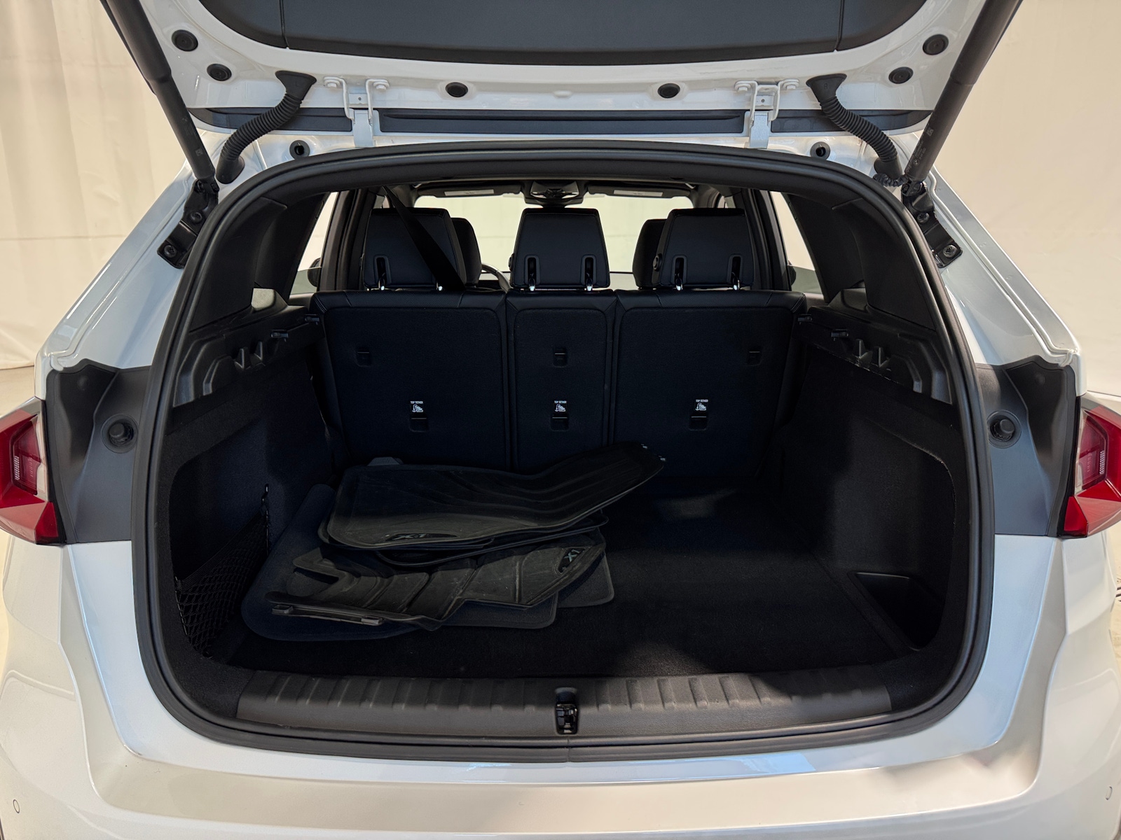 Thumbnail: 2023 BMW X1 - 6