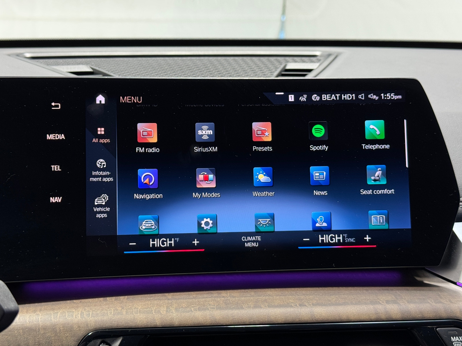 Thumbnail: 2023 BMW X1 - 3