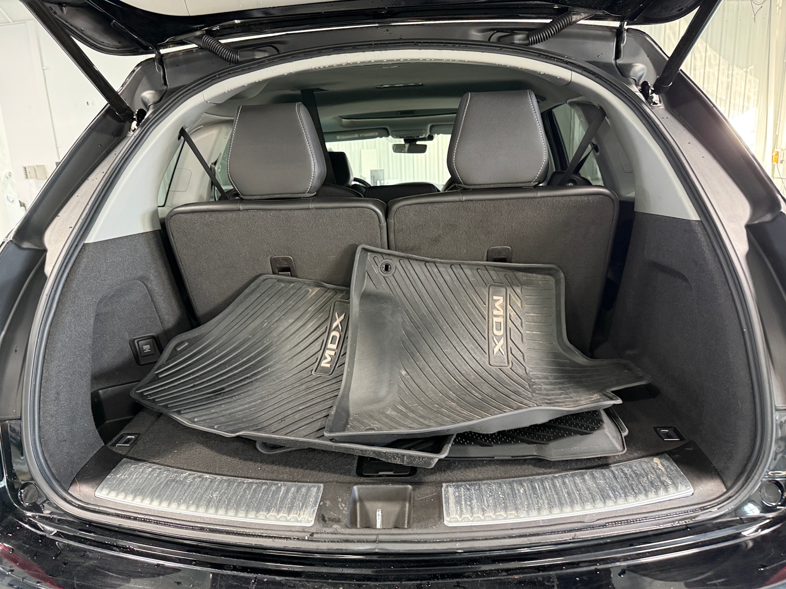 Thumbnail: 2019 Acura MDX - 6